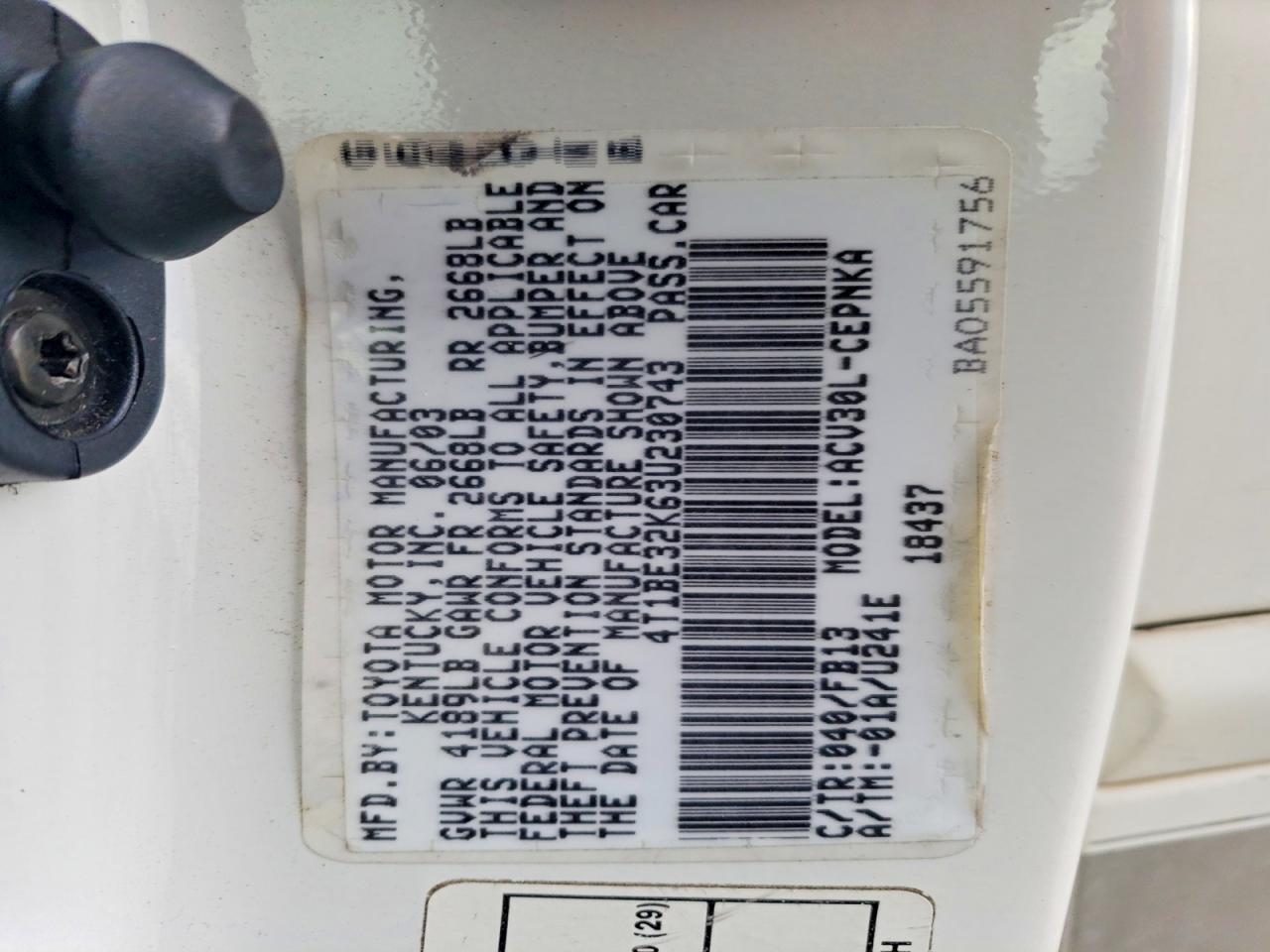 2003 TOYOTA CAMRY LE photo 12