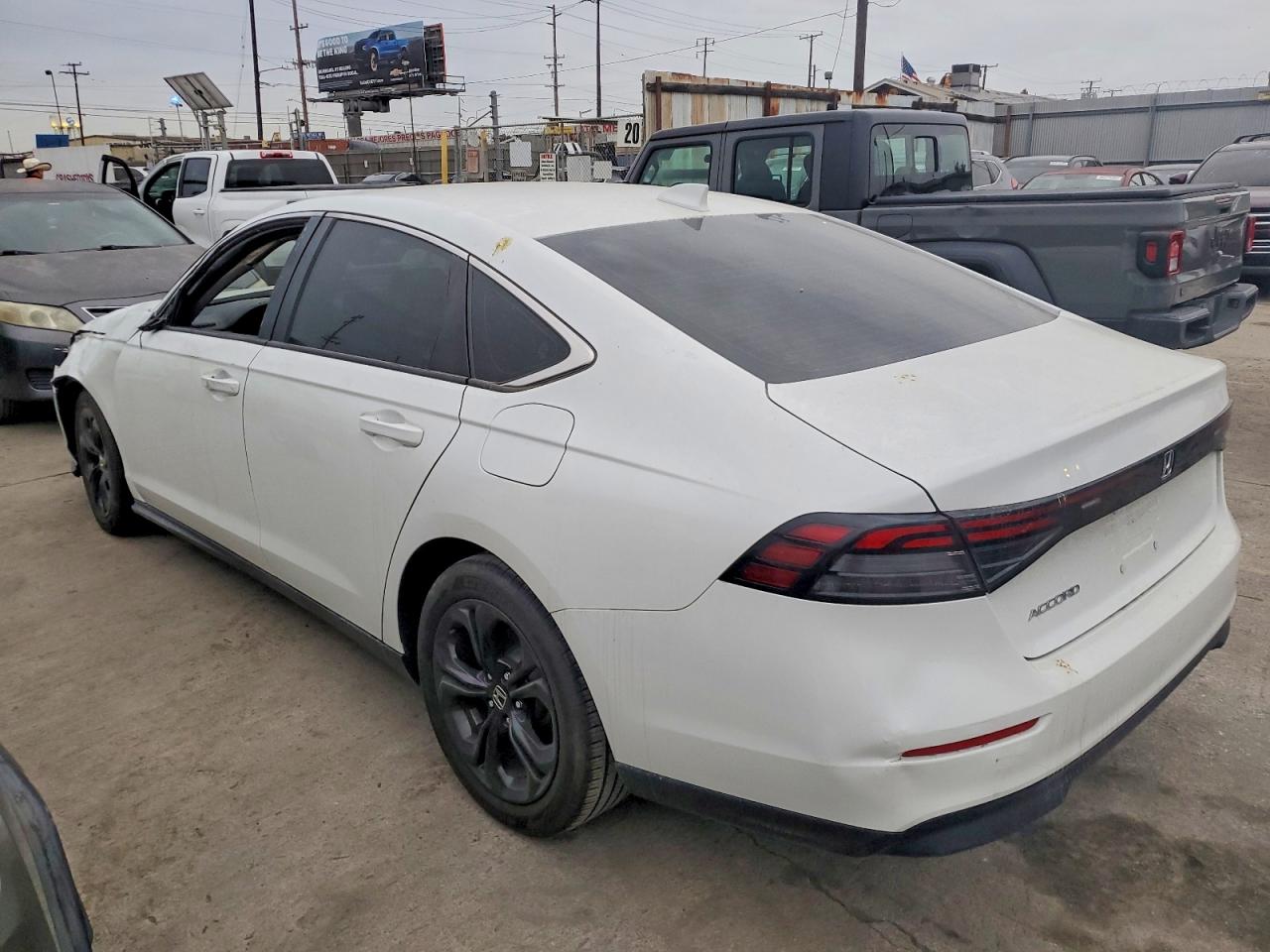 2024 HONDA ACCORD LX photo 2