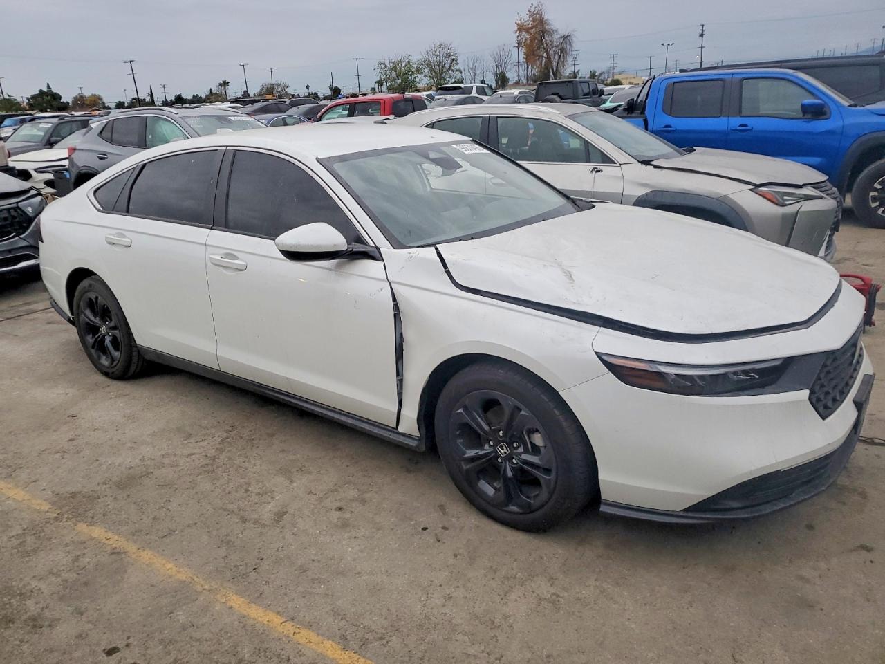 2024 HONDA ACCORD LX photo 4