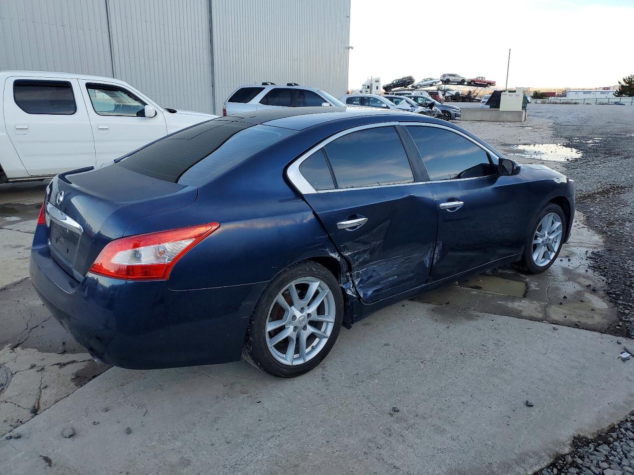 2010 NISSAN MAXIMA S photo 7