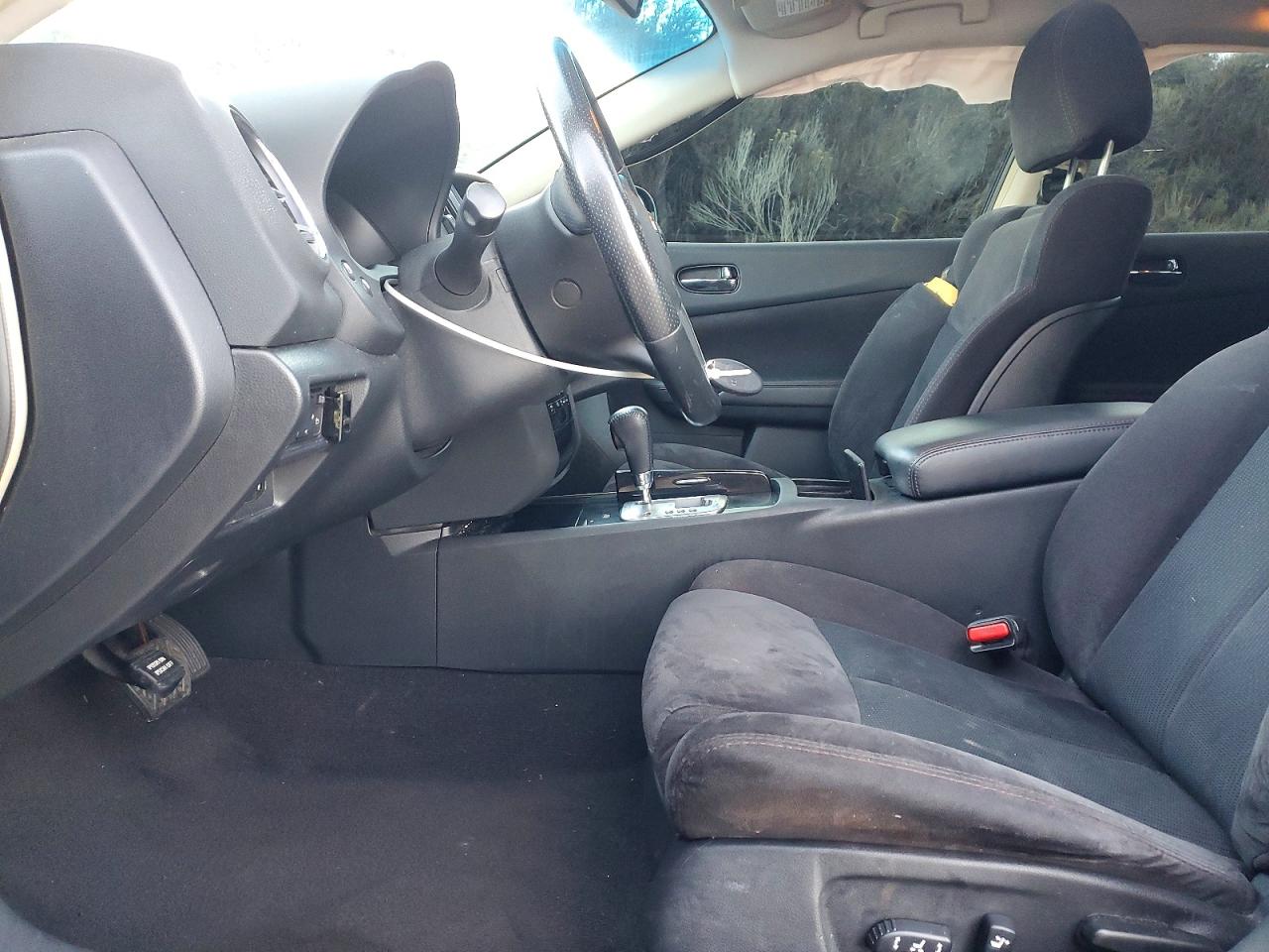 2010 NISSAN MAXIMA S photo 19