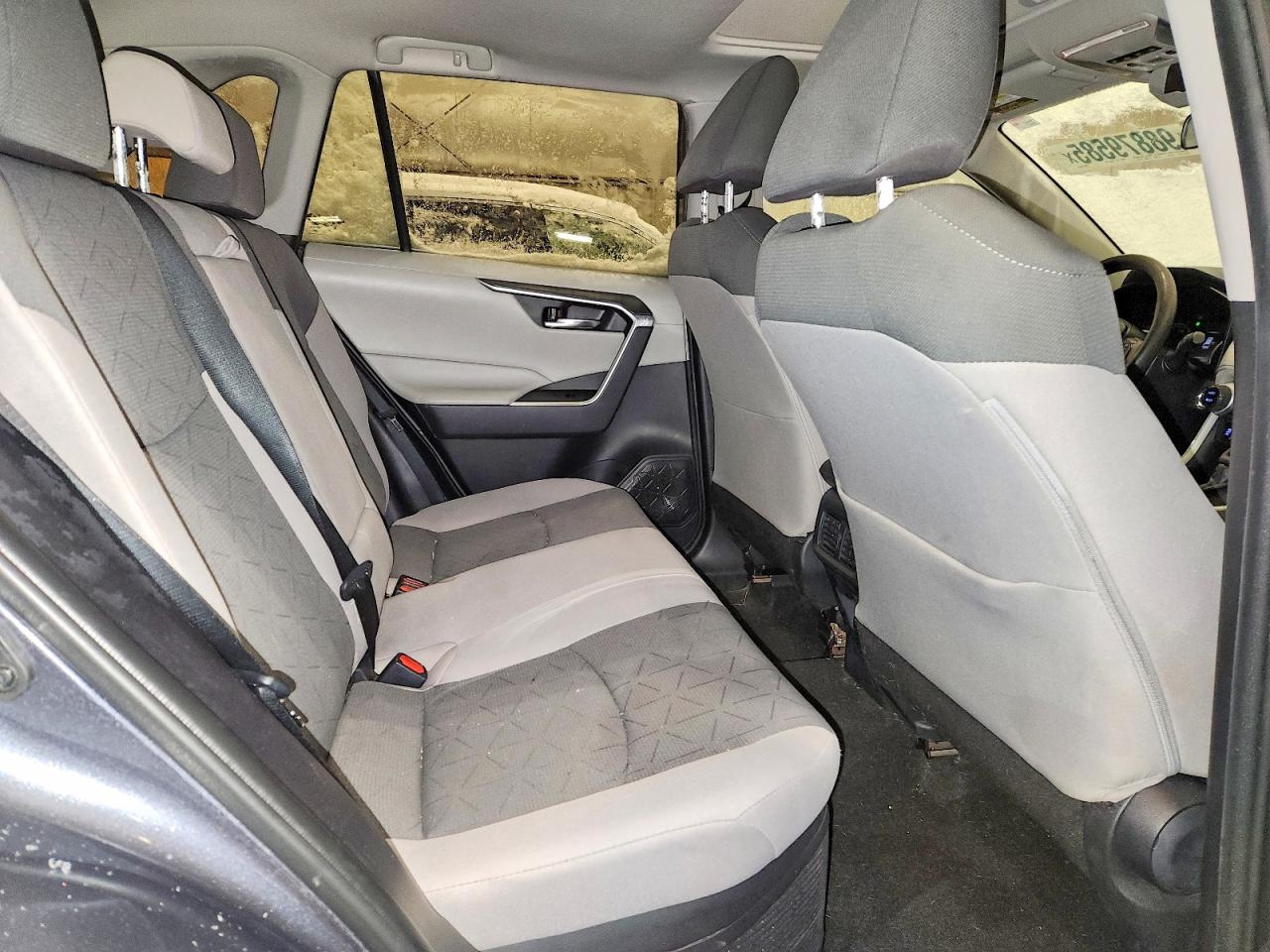 2019 TOYOTA RAV4 XLE photo 10