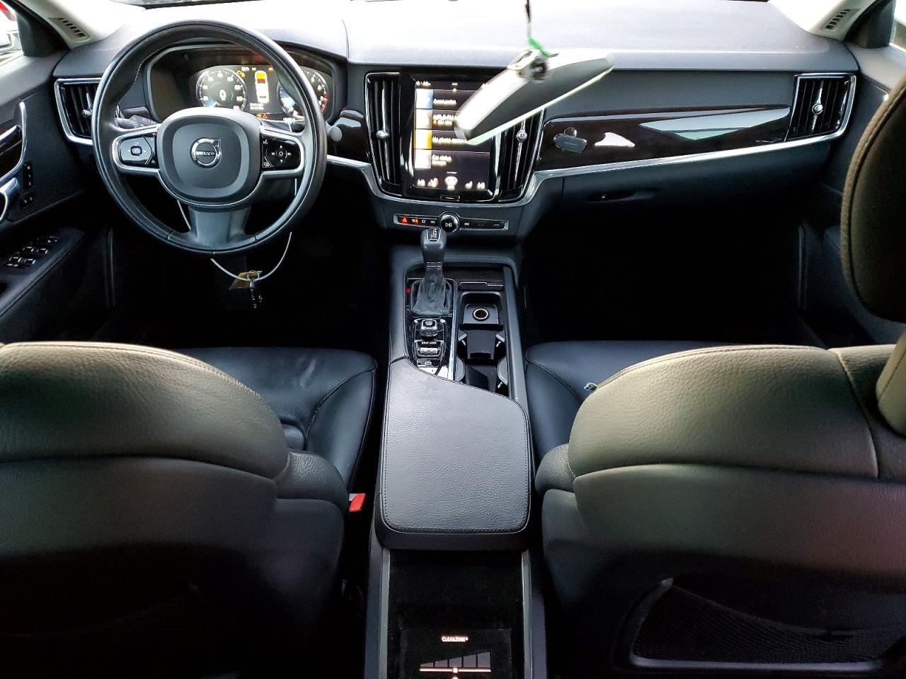 2018 VOLVO S90 T5 MOMENTUM photo 8