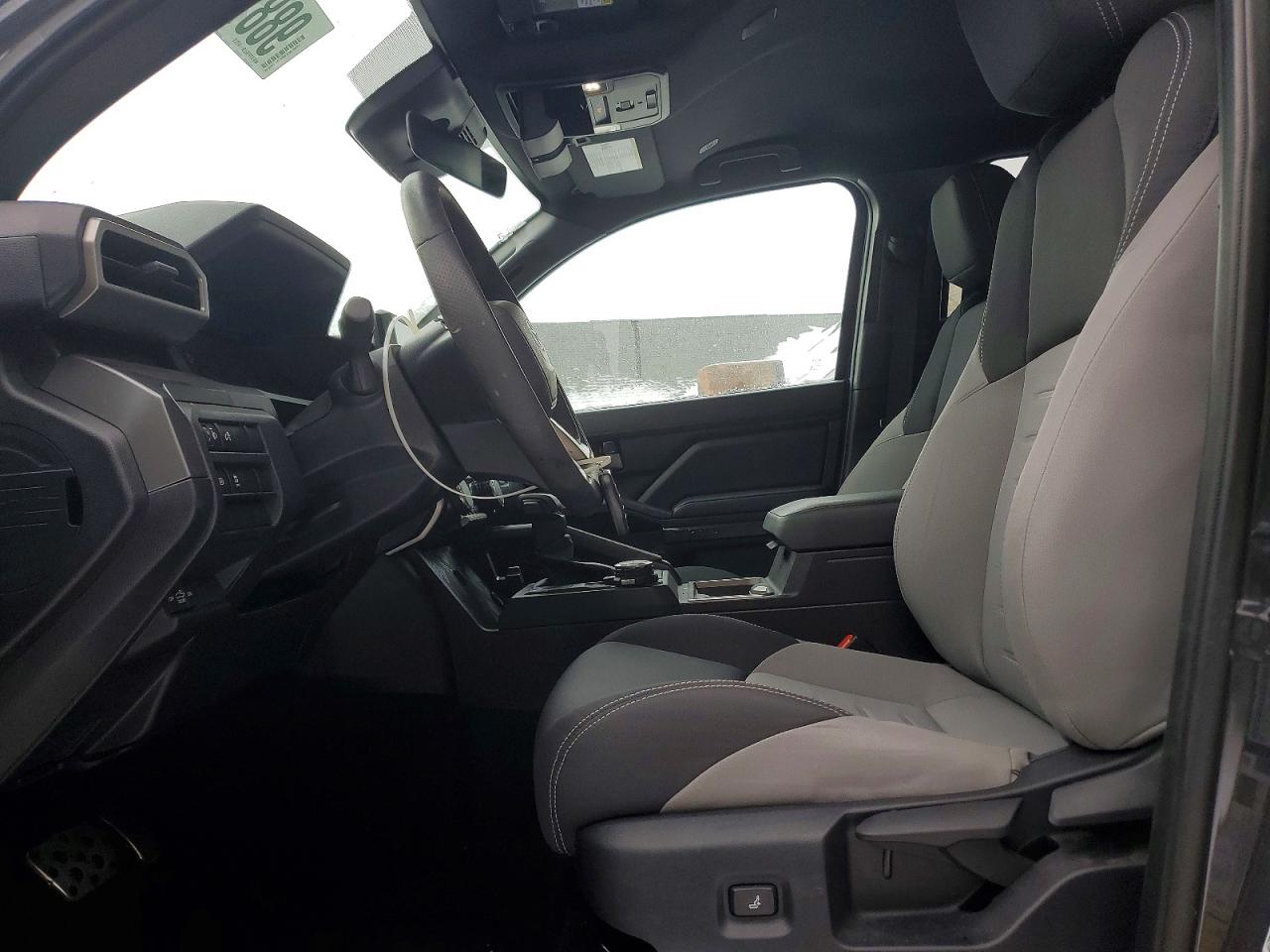 2024 TOYOTA TACOMA DOUBLE CAB photo 7