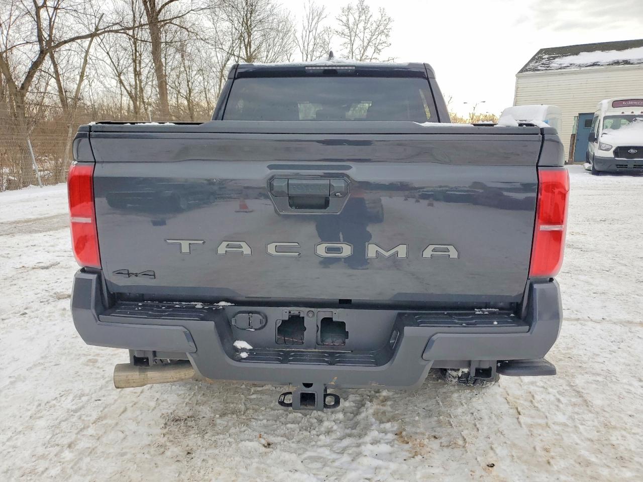 2024 TOYOTA TACOMA DOUBLE CAB photo 6