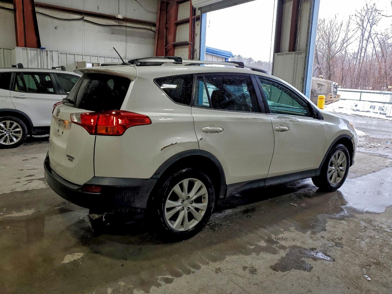2013 TOYOTA RAV4 LIMITED photo 3