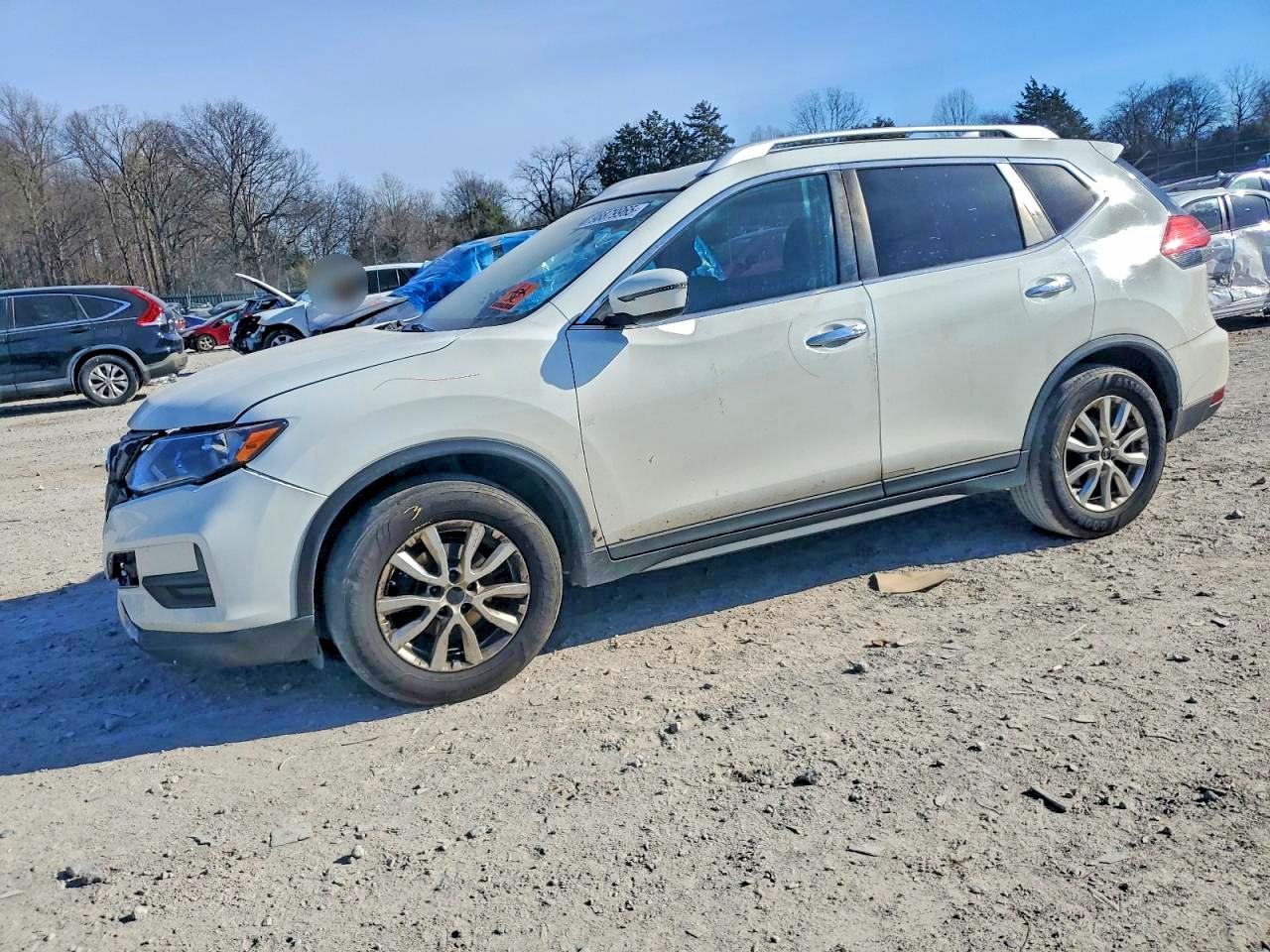 2017 NISSAN ROGUE