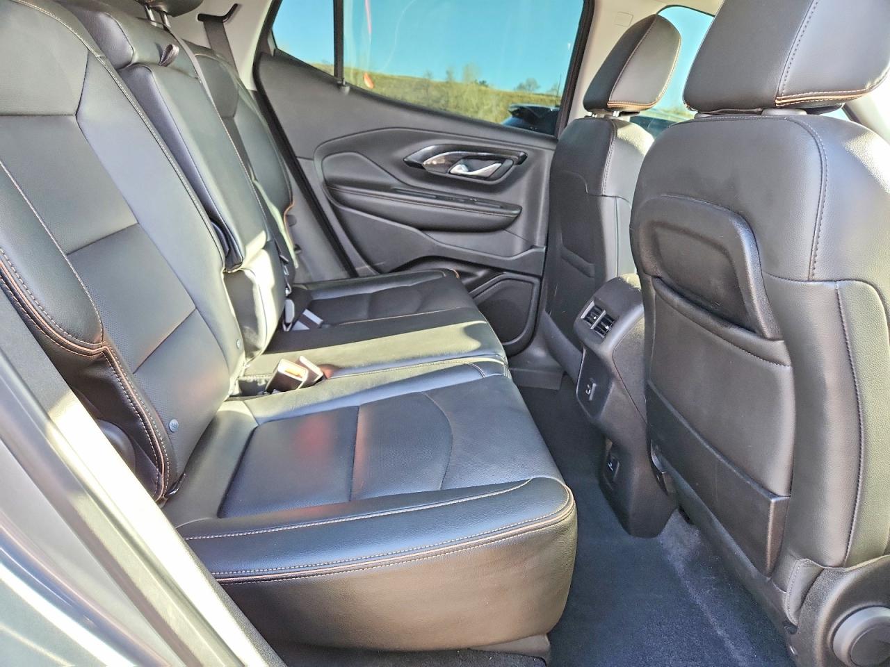 2024 GMC TERRAIN AT4 photo 11