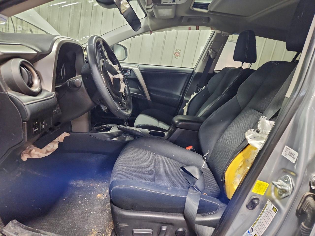 2018 TOYOTA RAV4 ADVENTURE photo 7