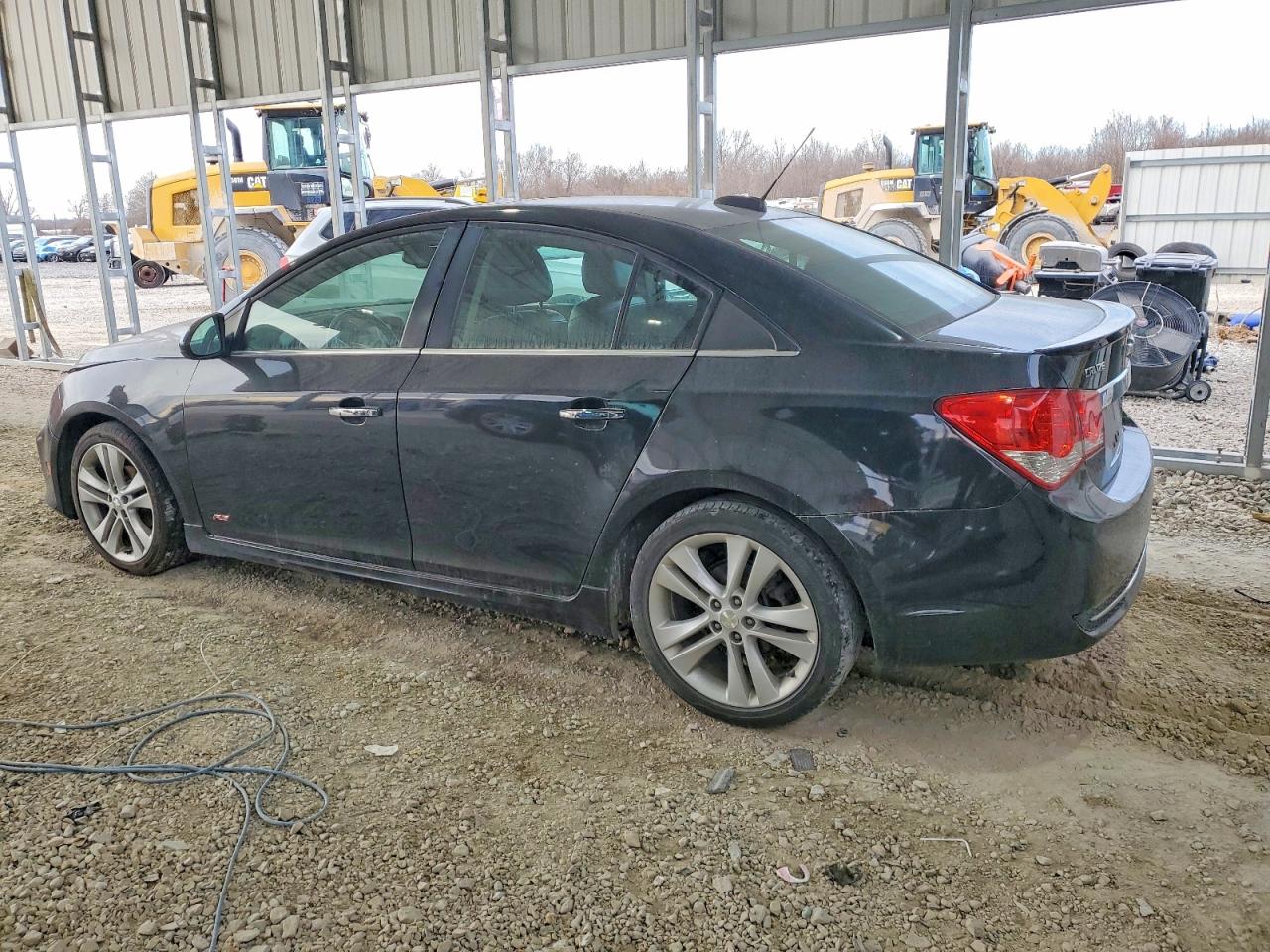 2015 CHEVROLET CRUZE LTZ photo 2