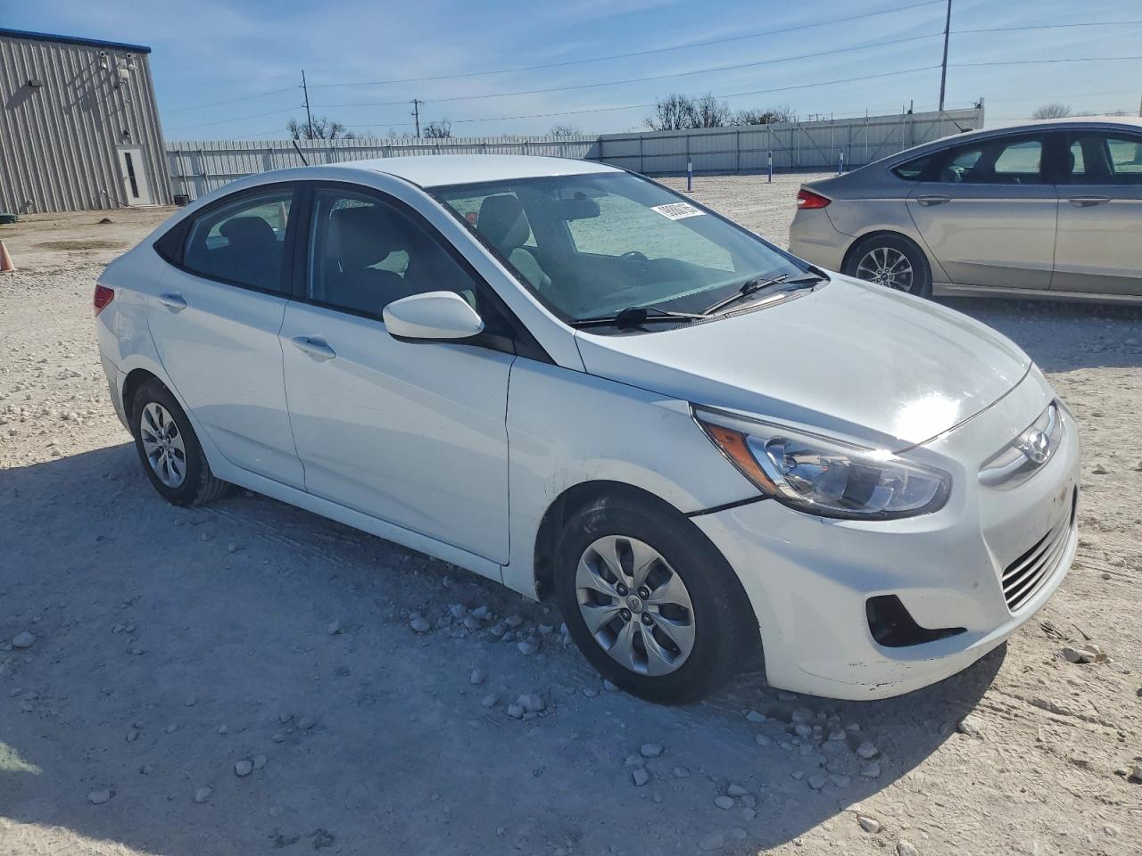 2017 HYUNDAI ACCENT SE photo 4
