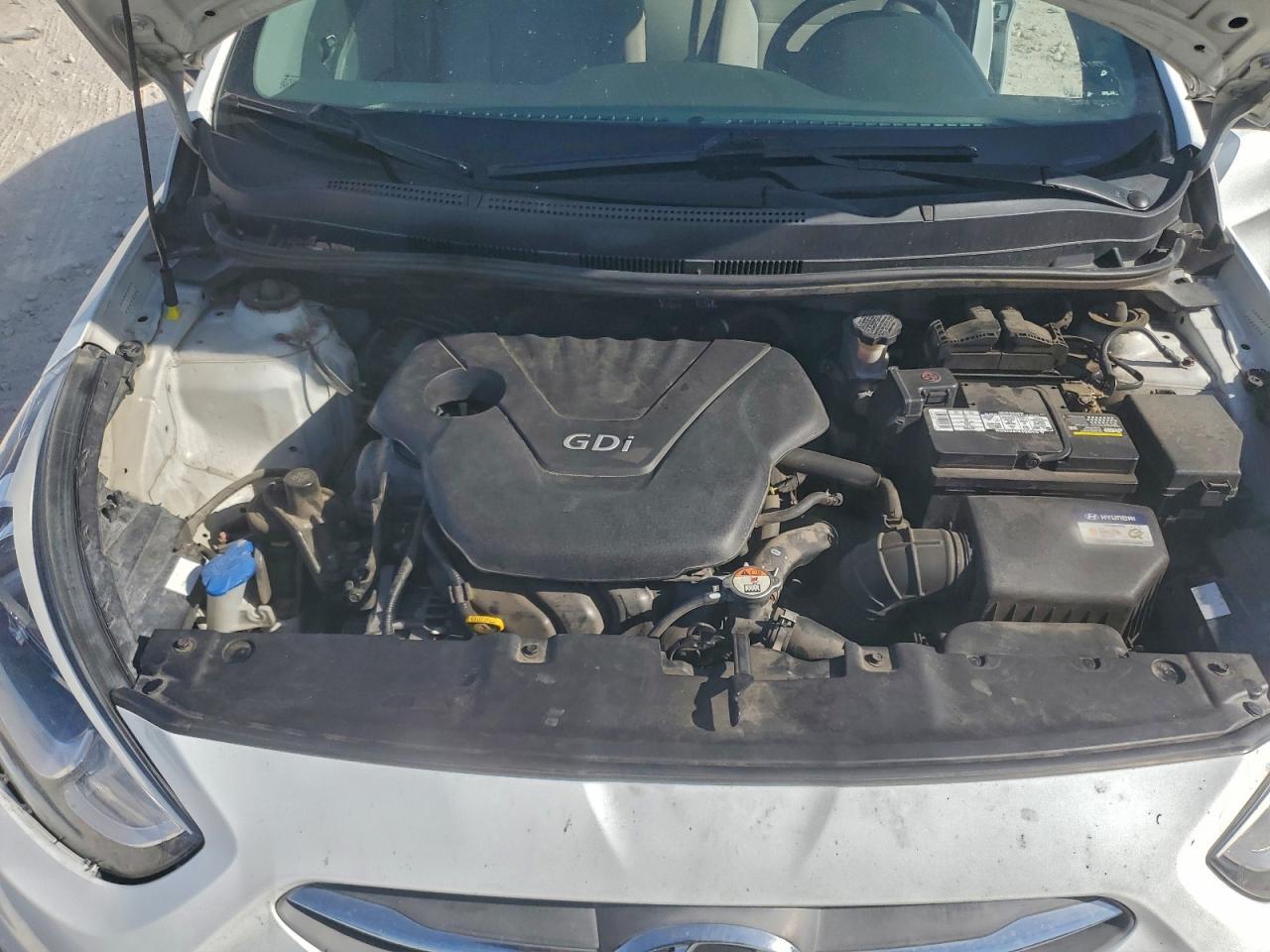 2017 HYUNDAI ACCENT SE photo 11