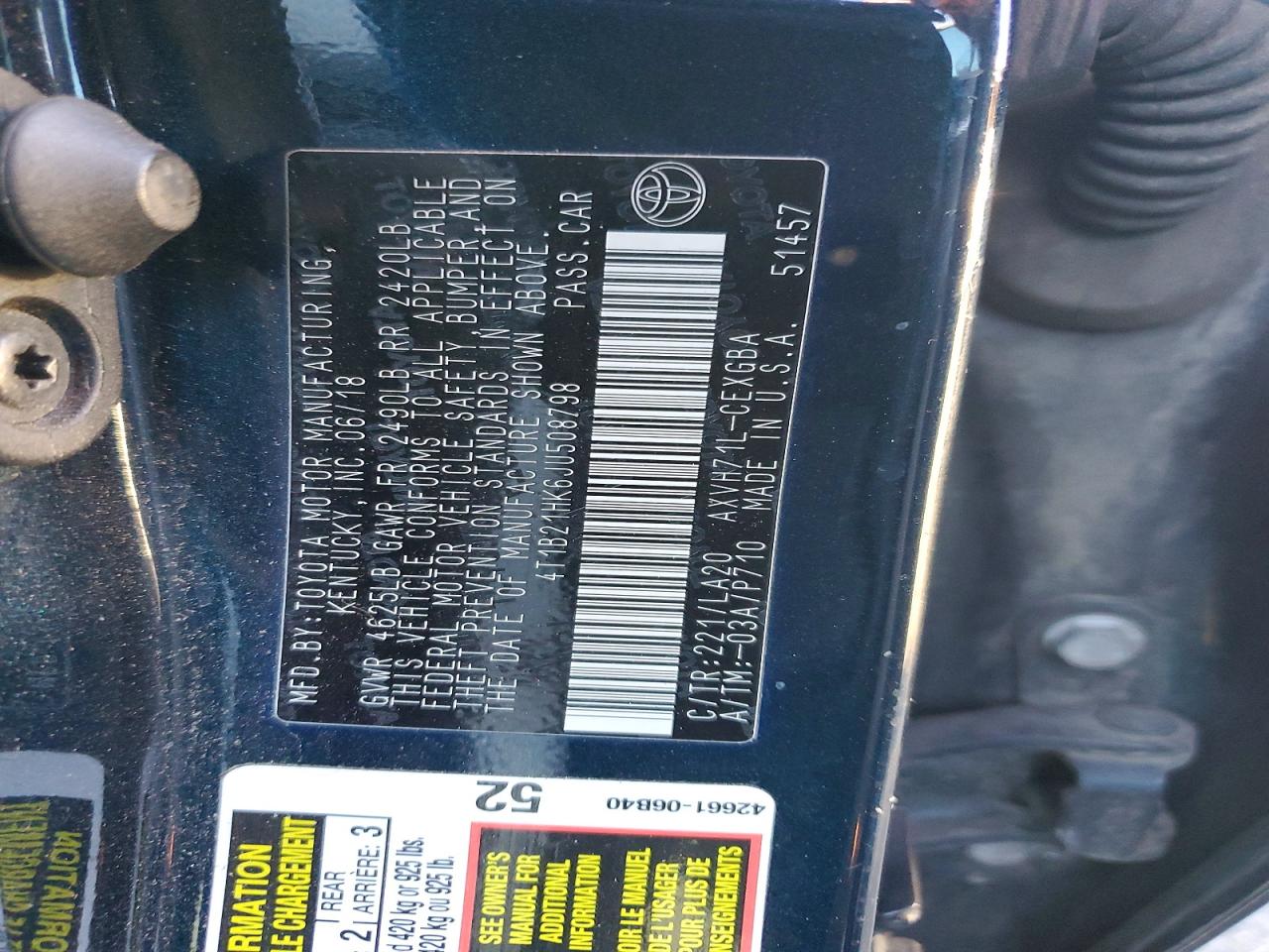 2018 TOYOTA CAMRY HYBRID photo 12