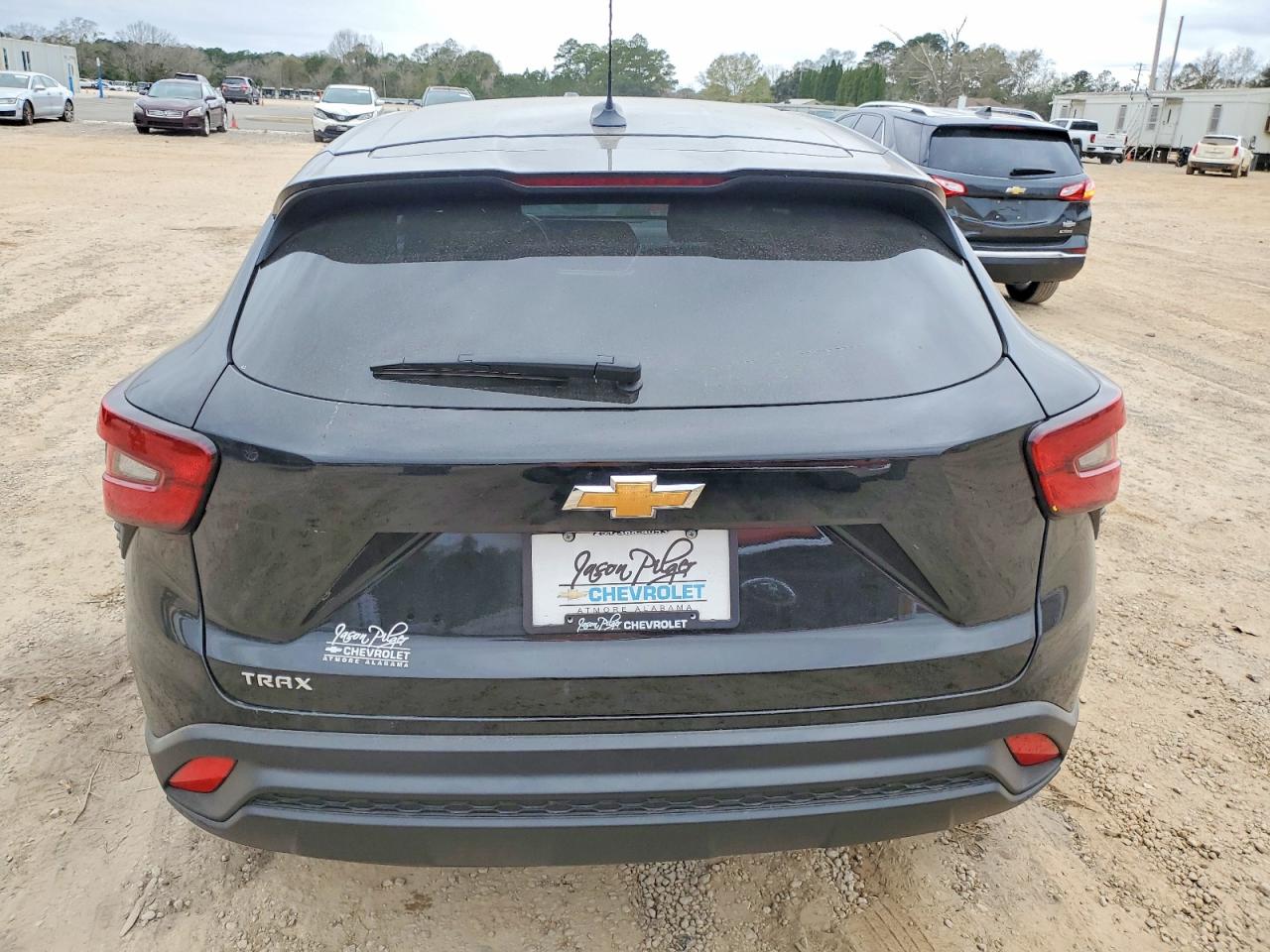2025 CHEVROLET TRAX LS photo 11
