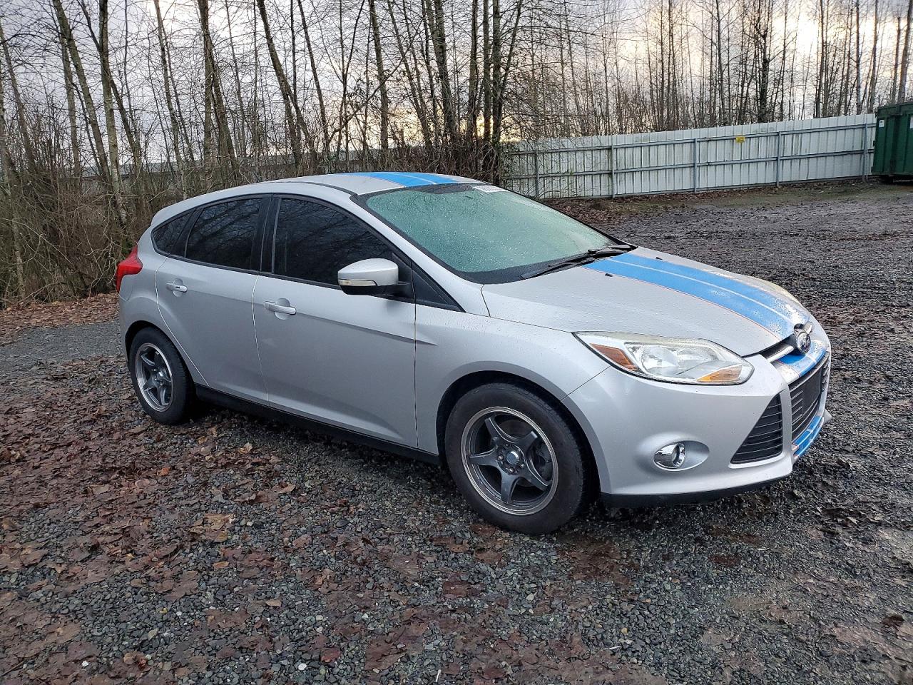 2013 FORD FOCUS SE photo 4