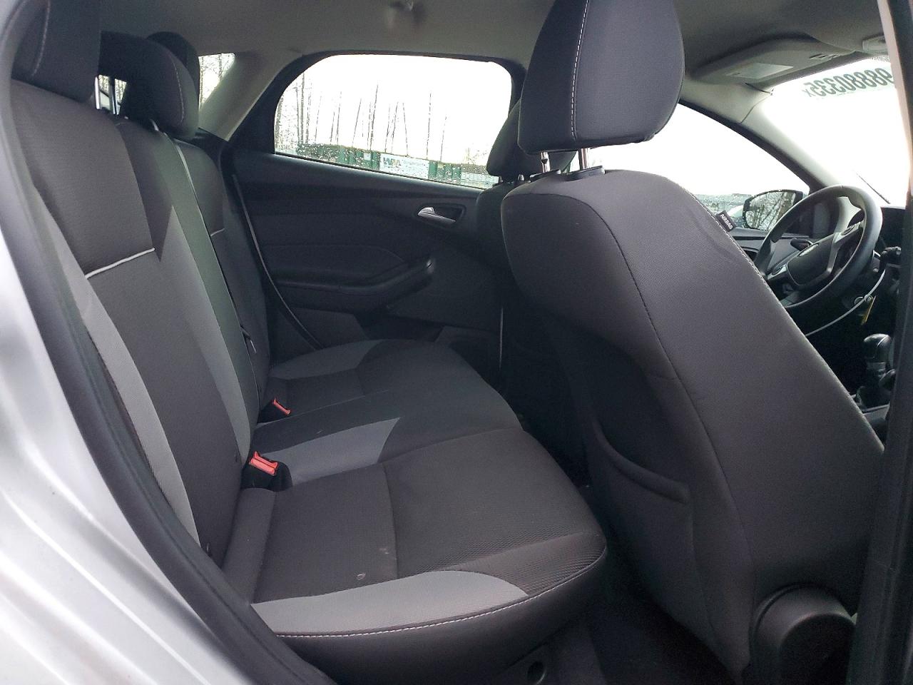 2013 FORD FOCUS SE photo 11