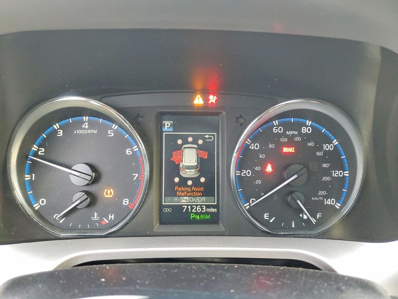 2016 TOYOTA RAV4 LIMITED photo 17