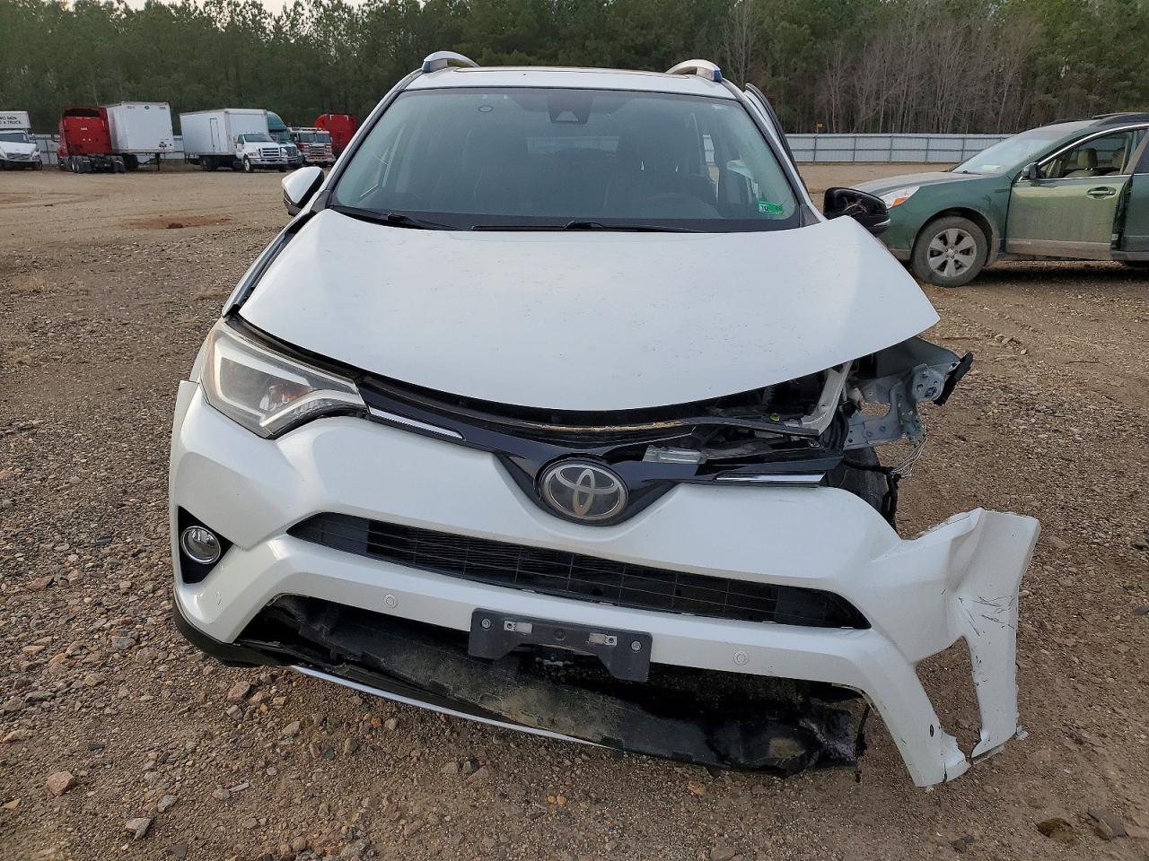 2016 TOYOTA RAV4 LIMITED photo 9