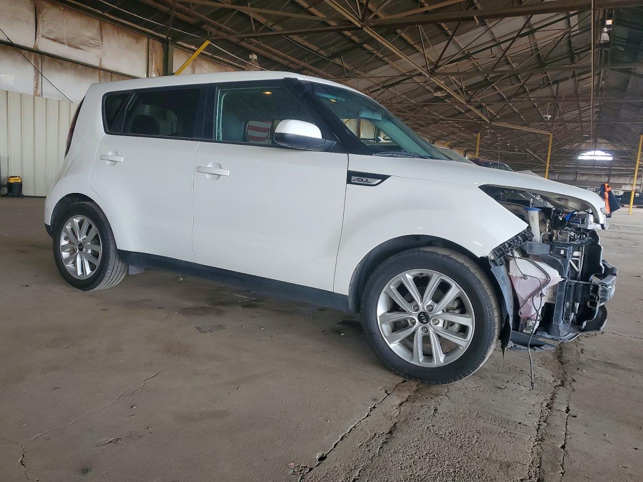 2017 KIA SOUL + photo 10