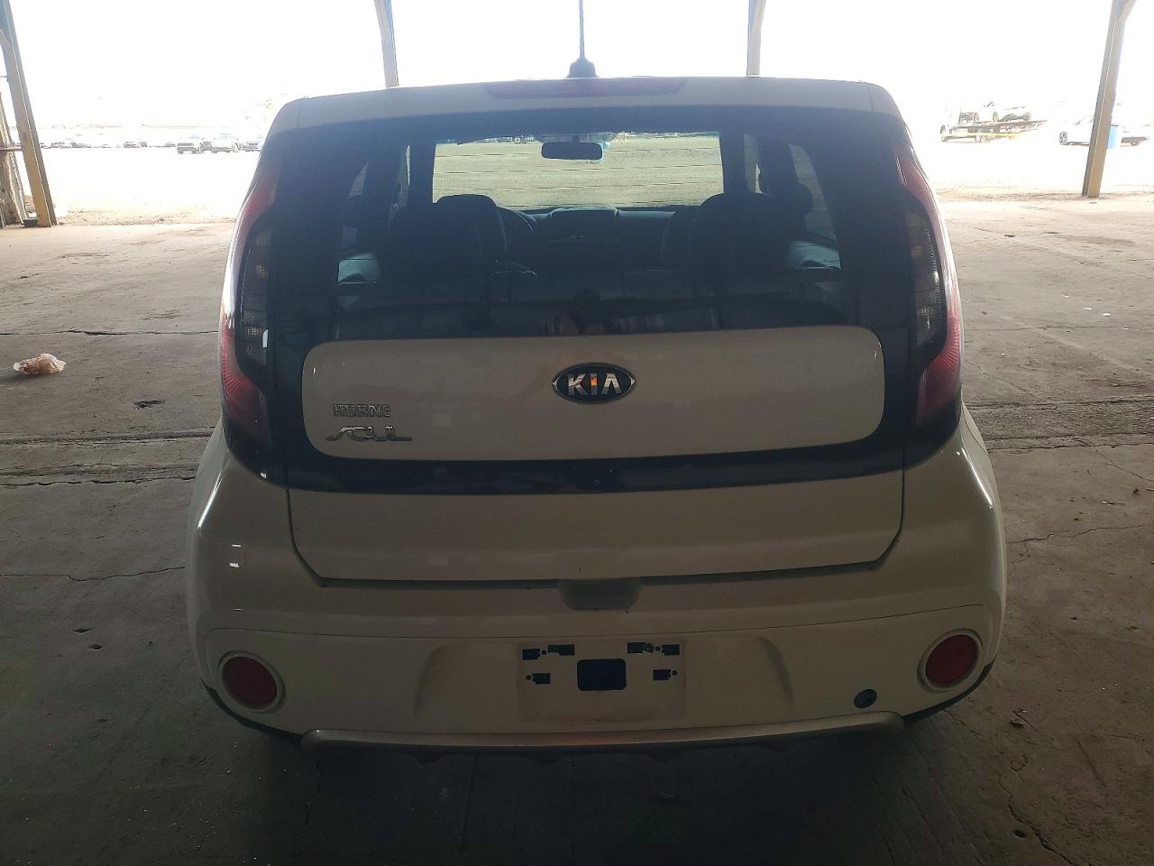 2017 KIA SOUL + photo 16
