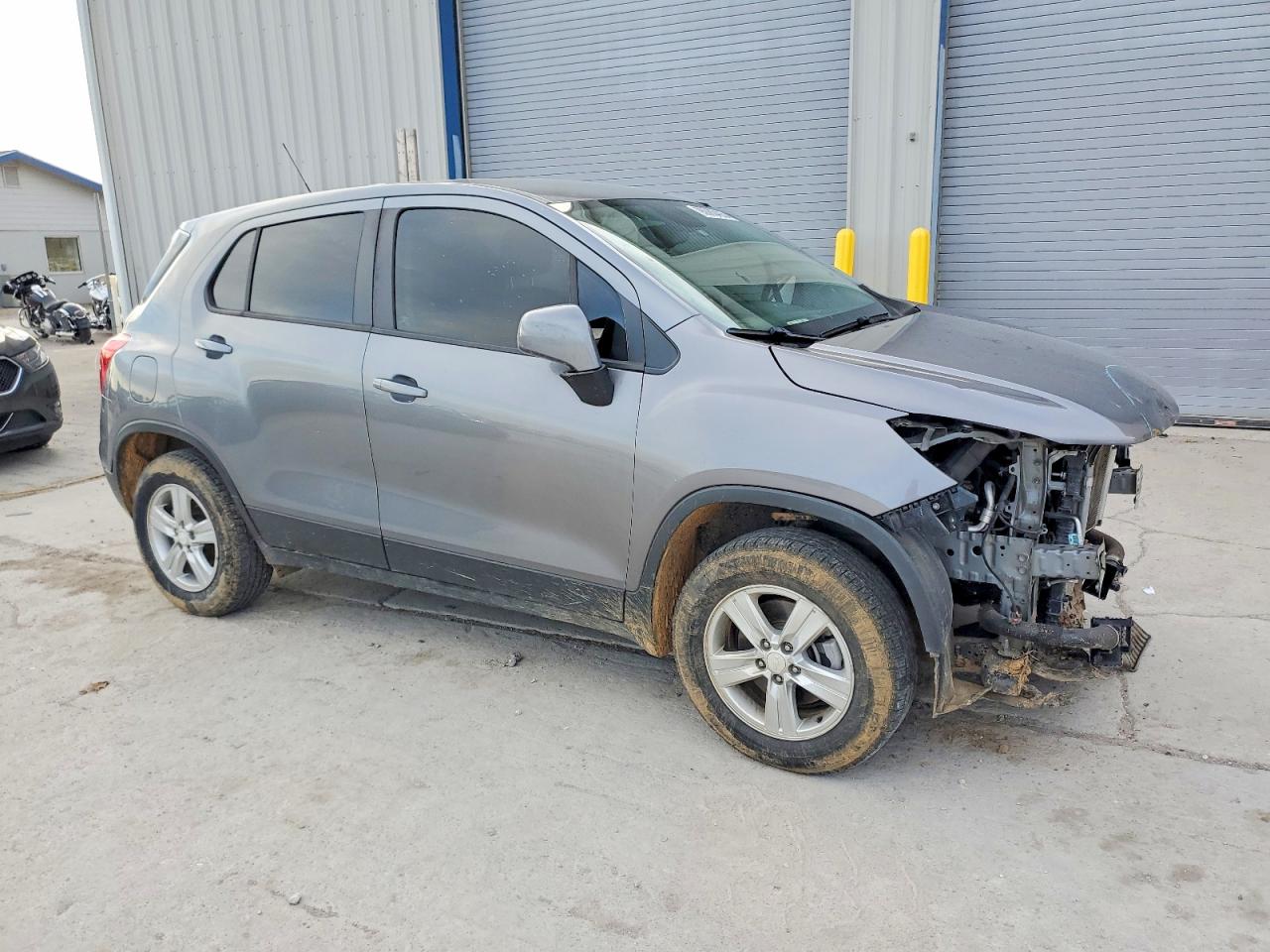 2020 CHEVROLET TRAX LS photo 4