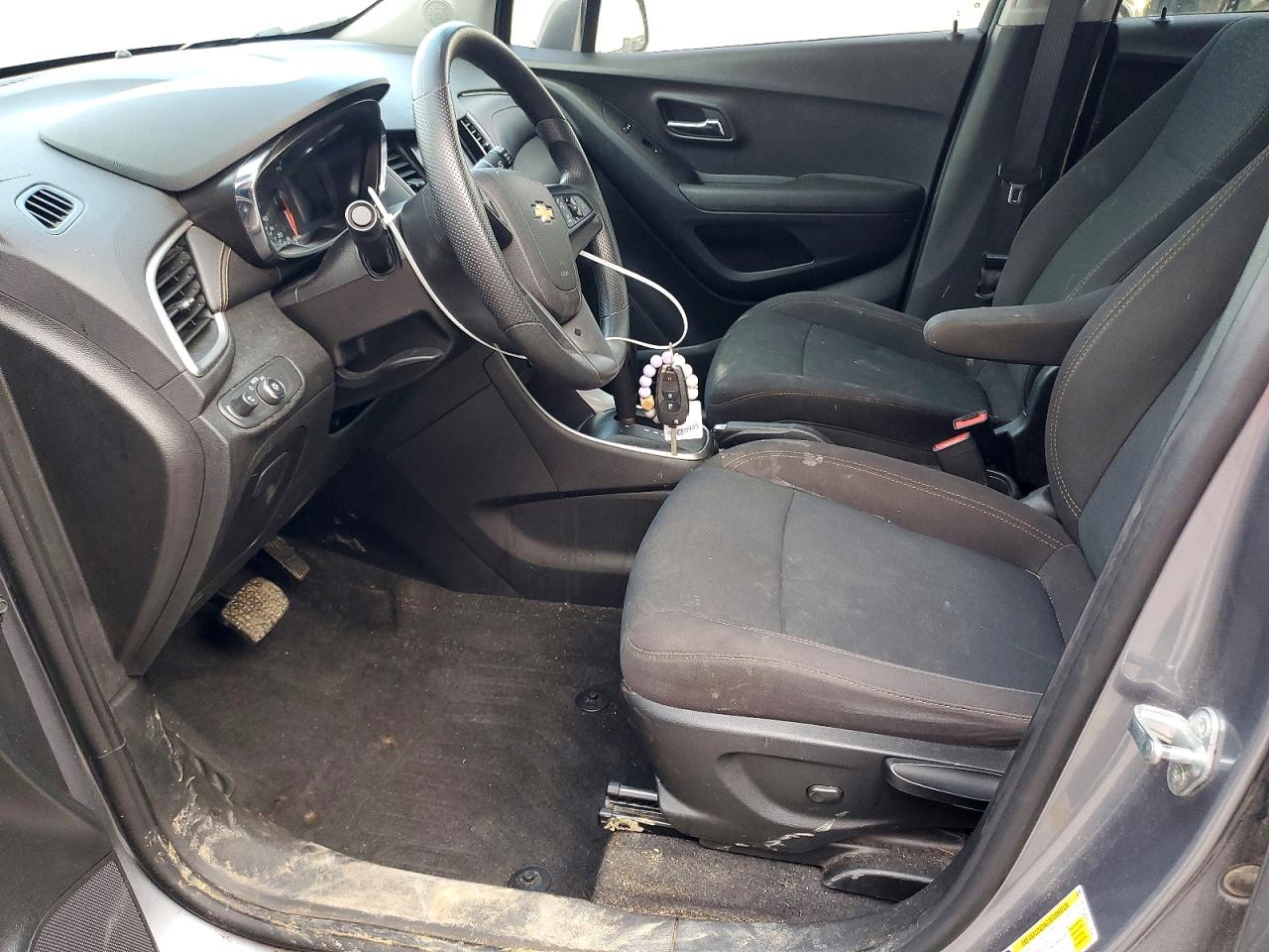 2020 CHEVROLET TRAX LS photo 7