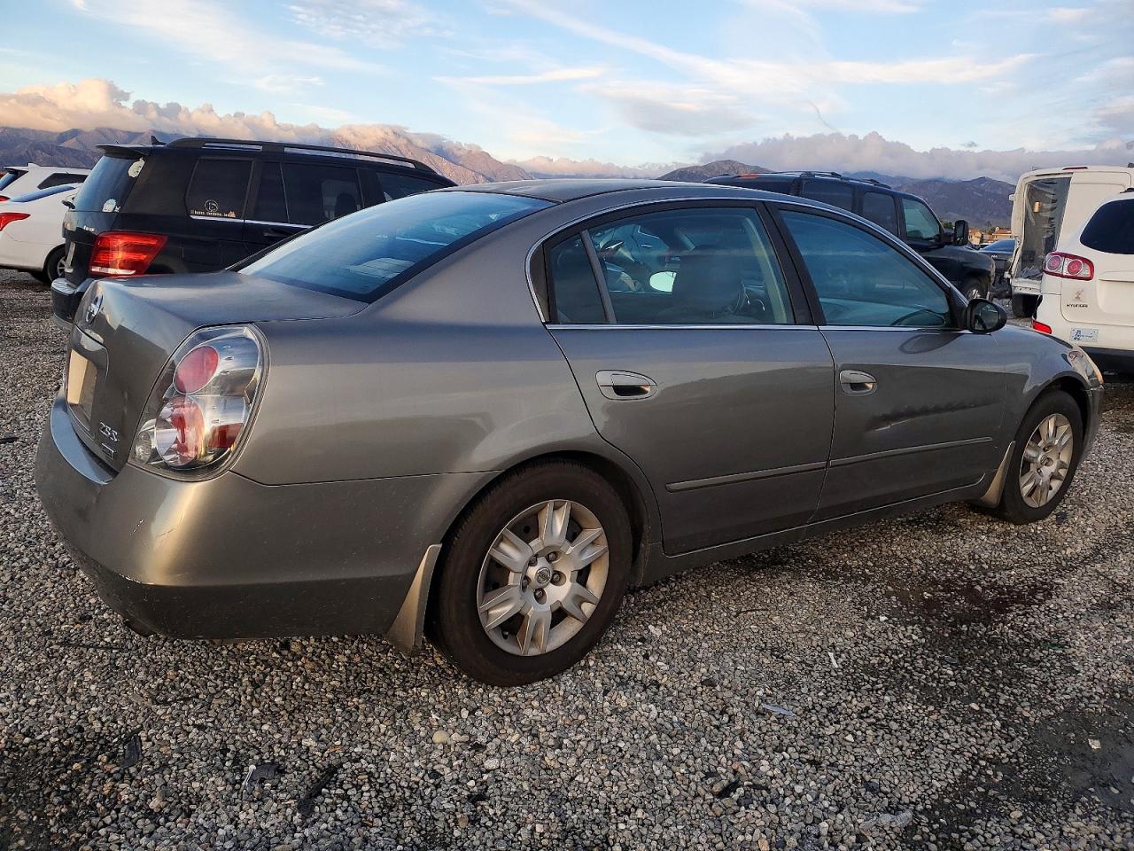 2006 NISSAN ALTIMA S photo 3