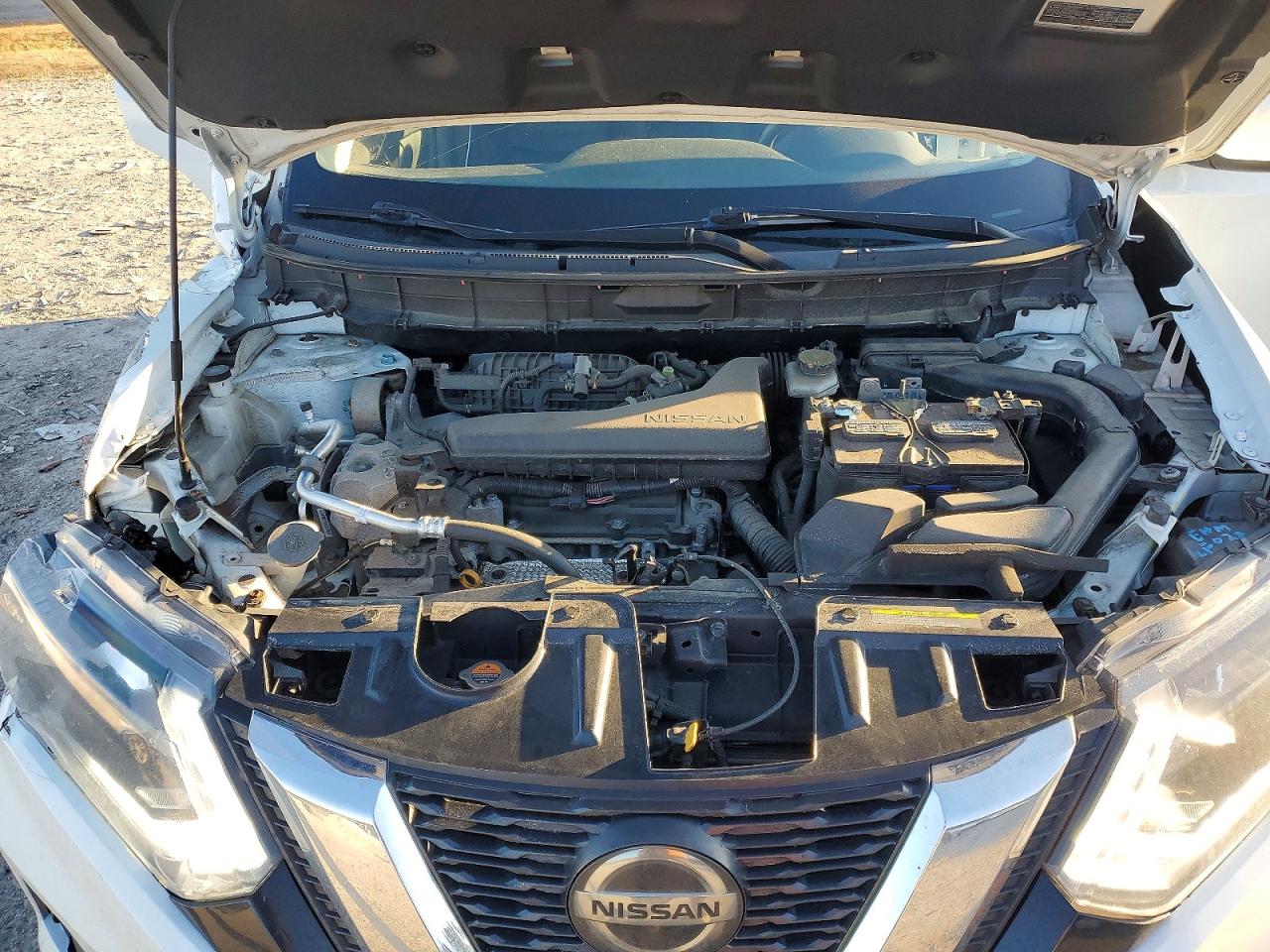 2018 NISSAN ROGUE S photo 12