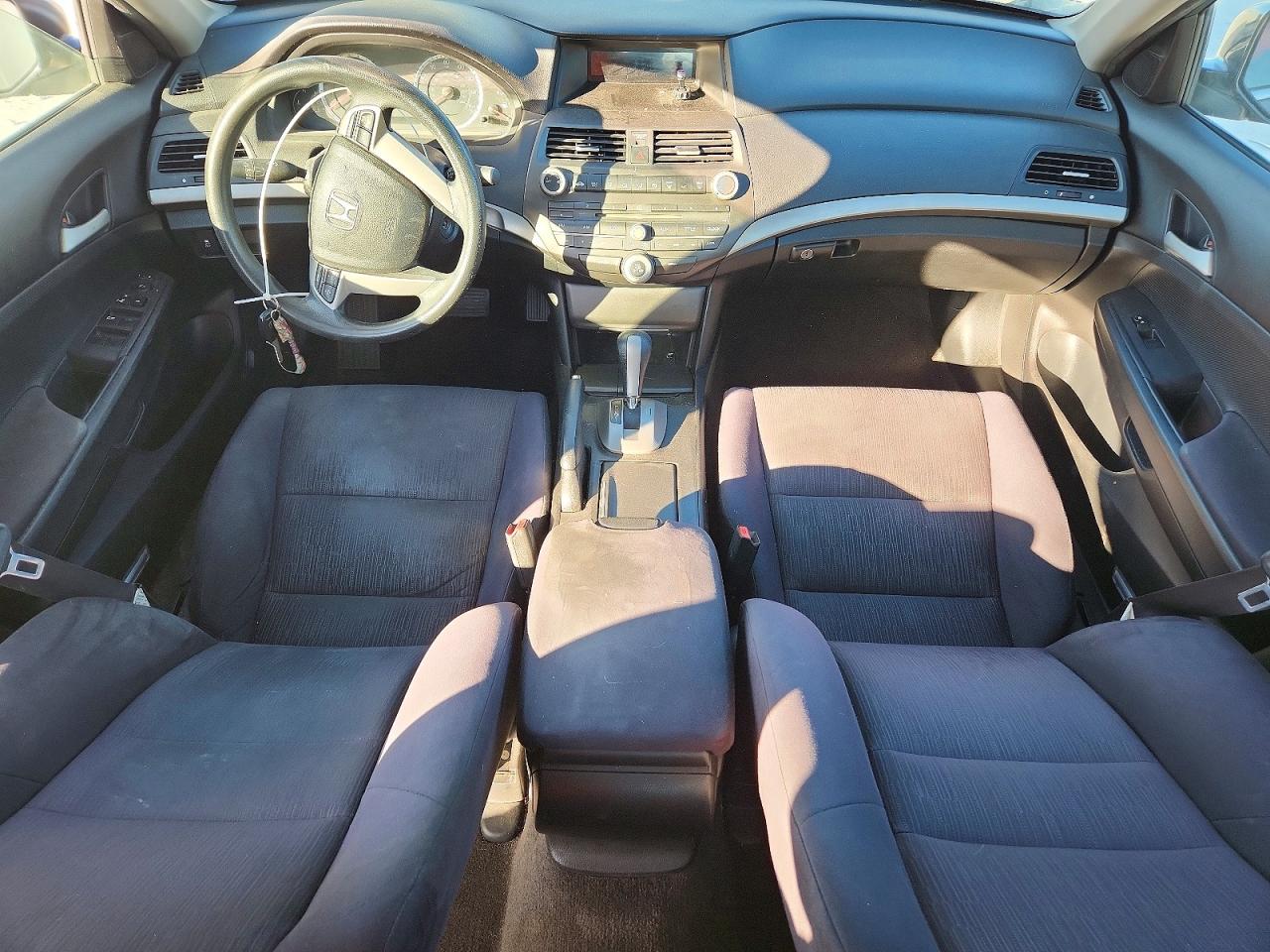 2012 HONDA ACCORD LX photo 15