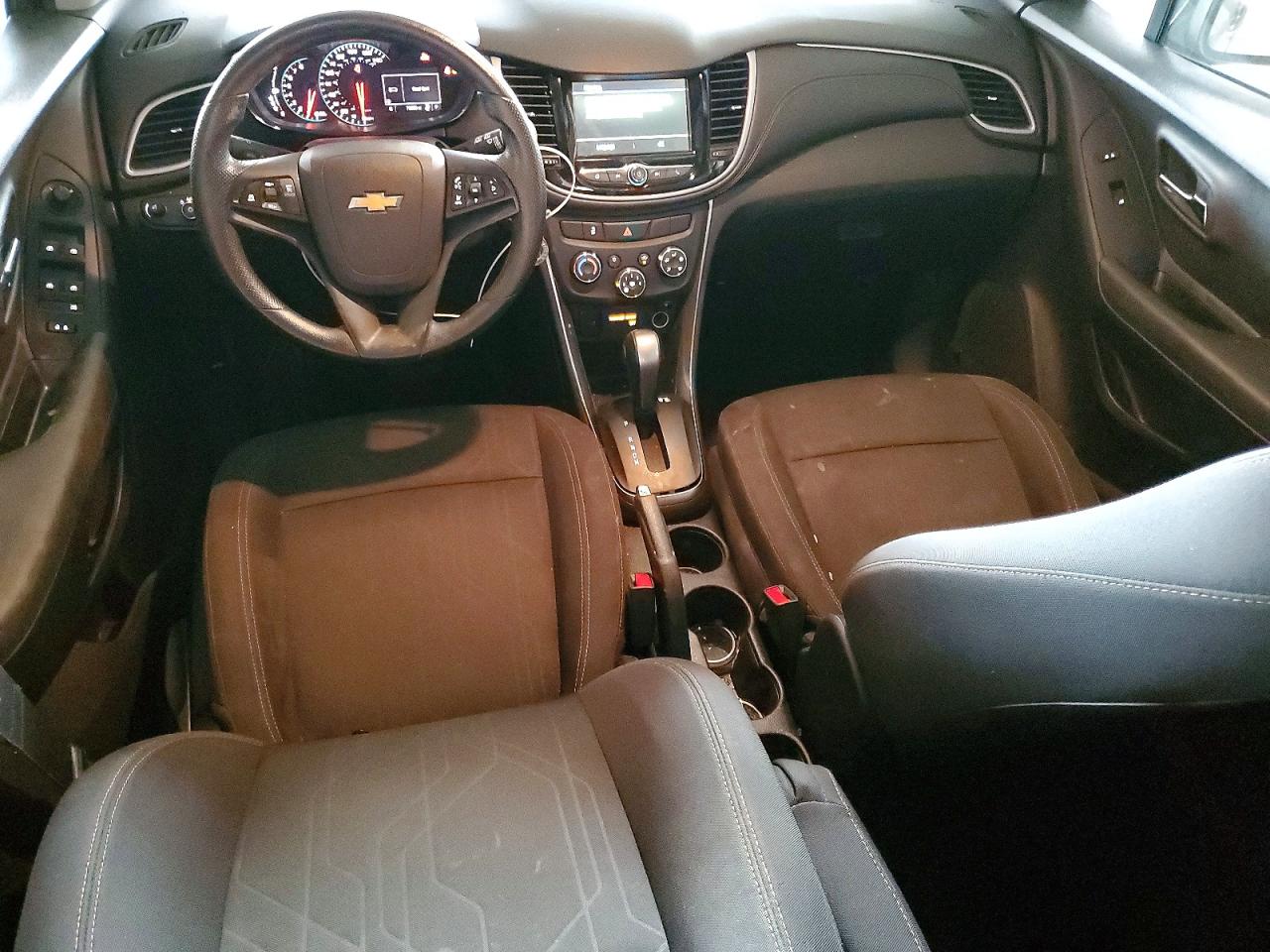 2019 CHEVROLET TRAX 1LT photo 8