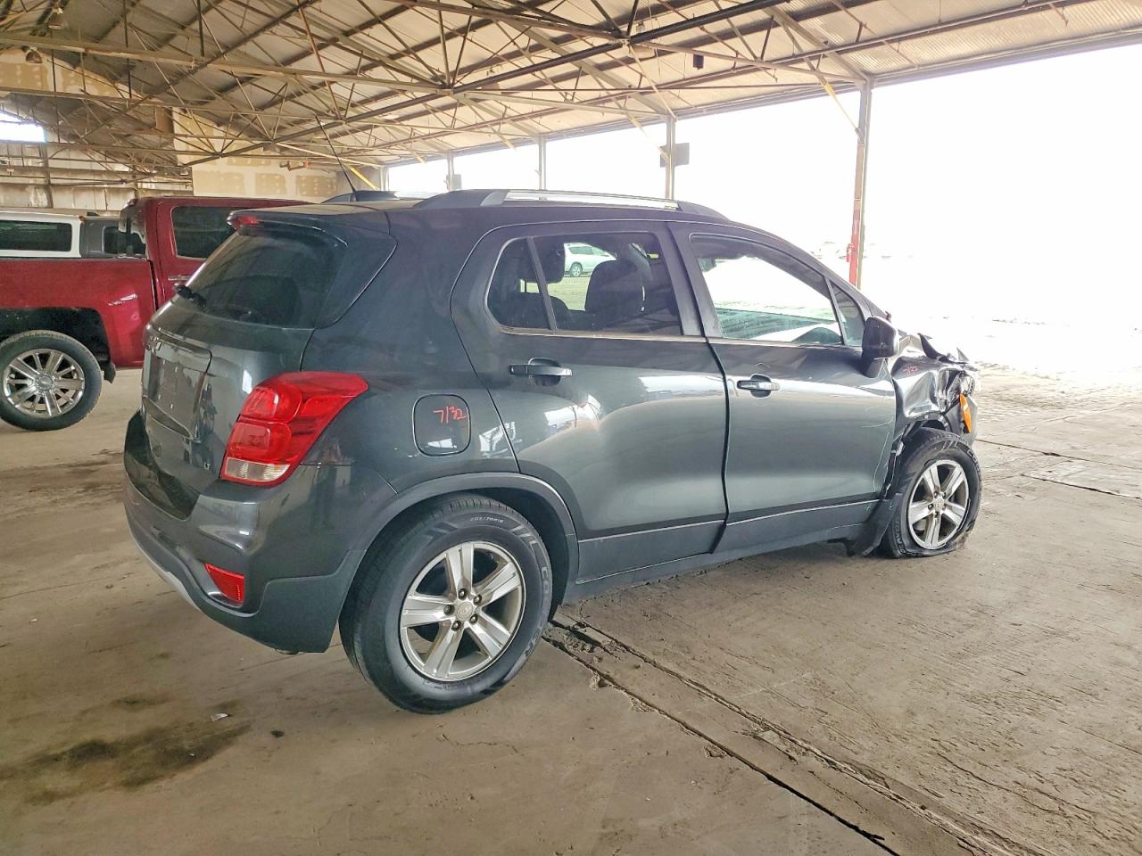 2019 CHEVROLET TRAX 1LT photo 3