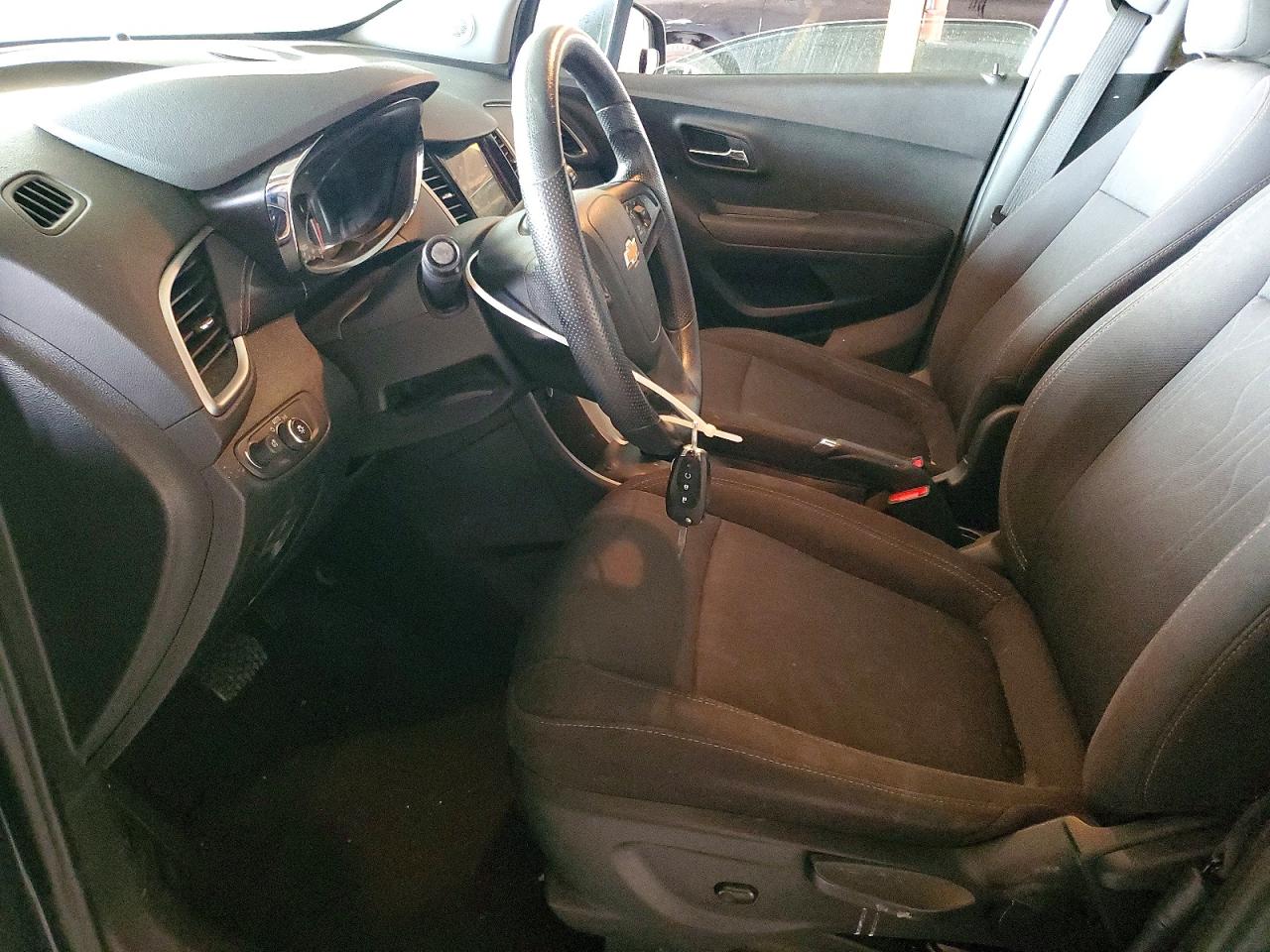 2019 CHEVROLET TRAX 1LT photo 7