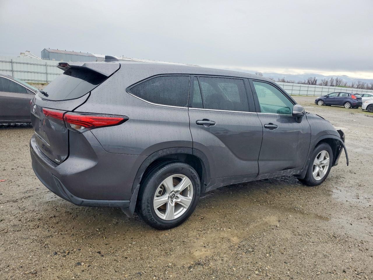 2022 TOYOTA HIGHLANDER L photo 5