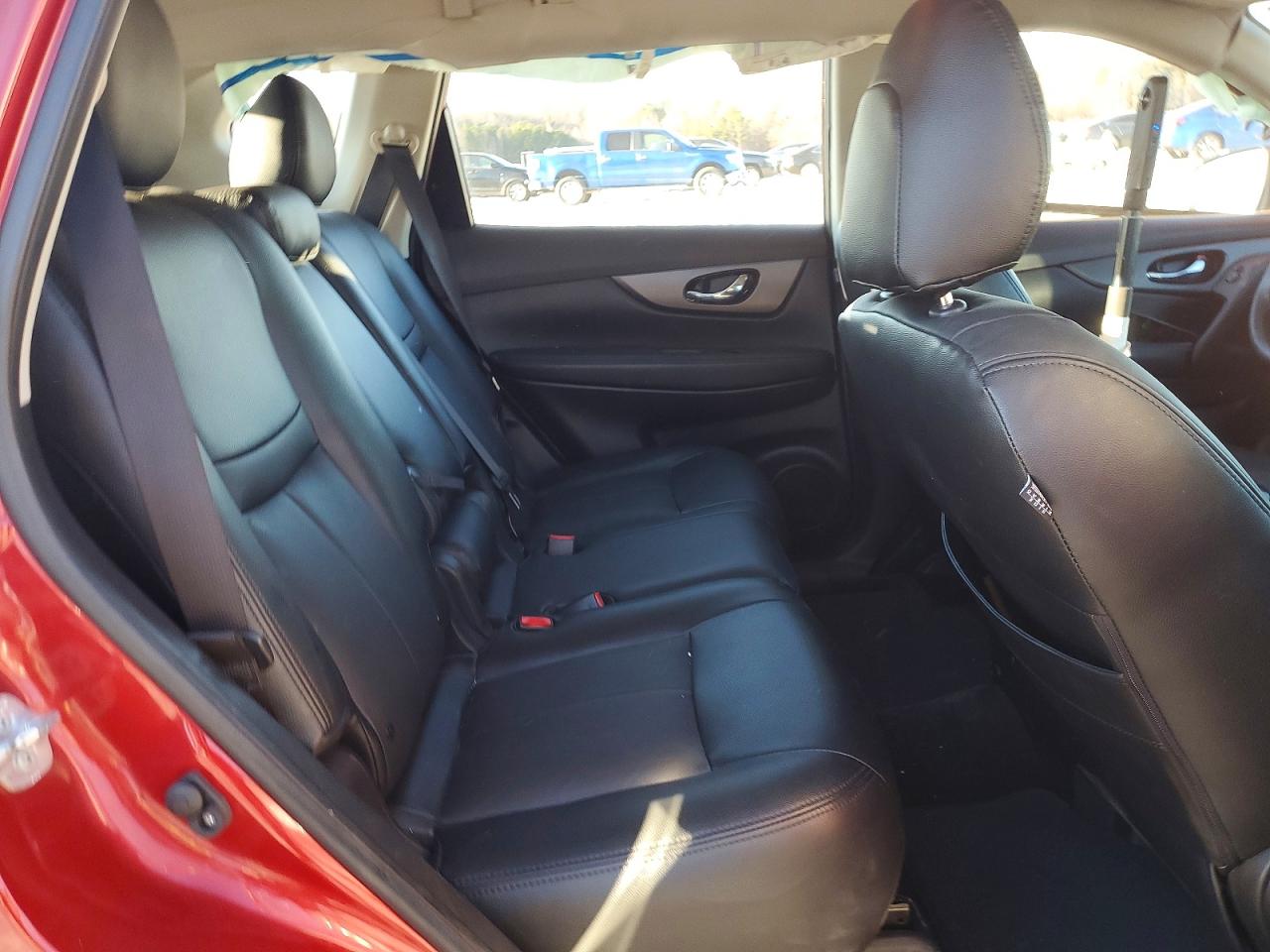 2016 NISSAN ROGUE S photo 11