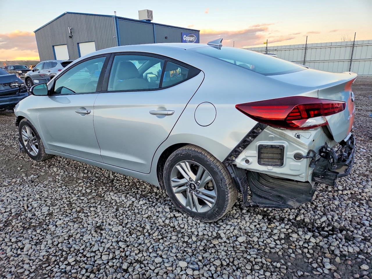 2020 HYUNDAI ELANTRA SEL photo 3