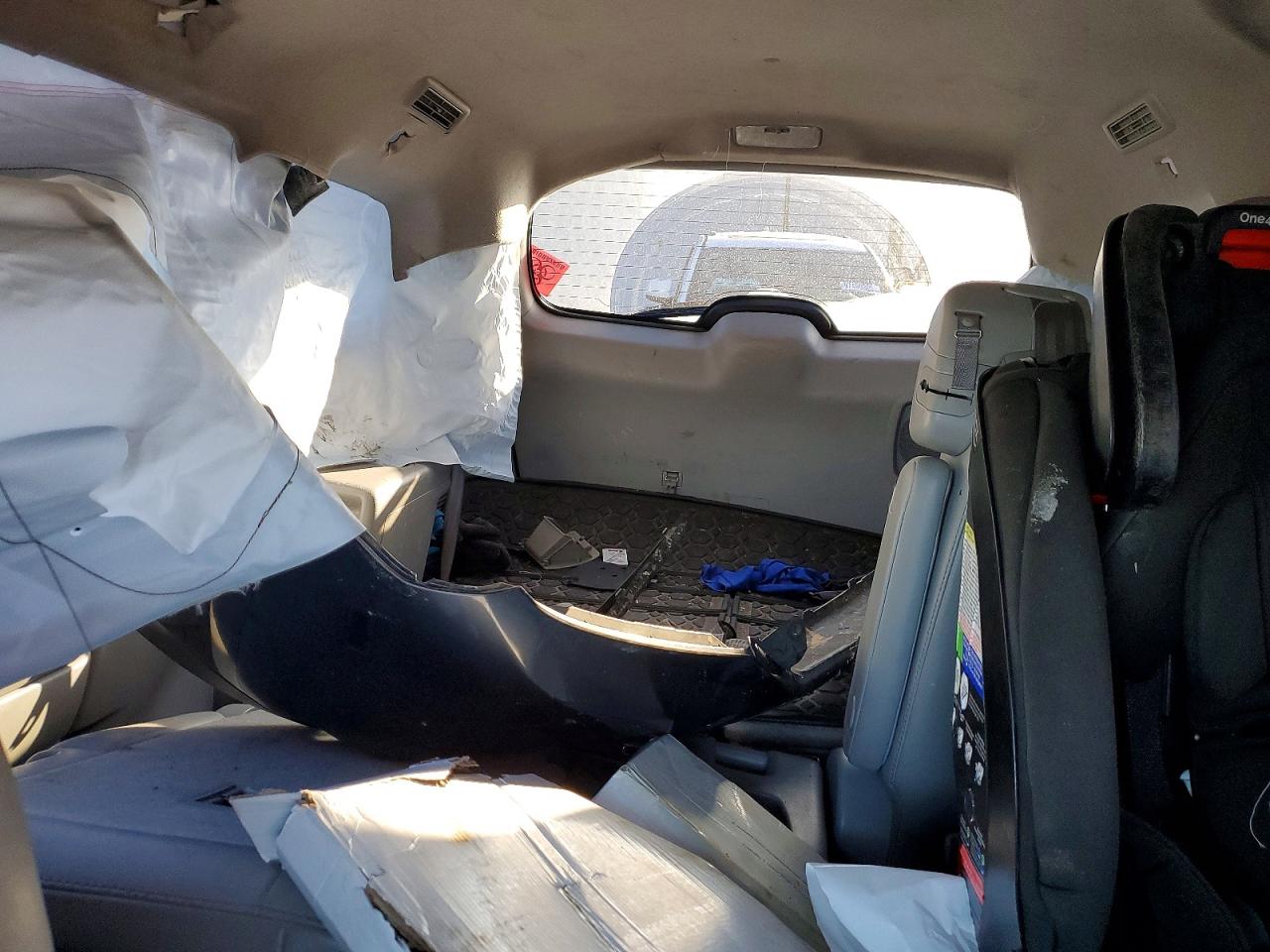 2013 TOYOTA HIGHLANDER LIMITED photo 10