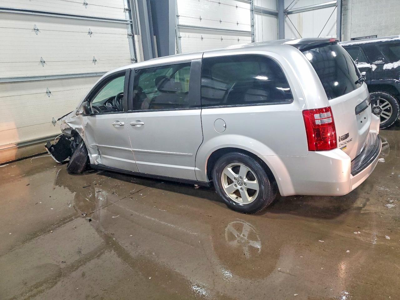 2010 DODGE GRAND CARAVAN SE photo 3