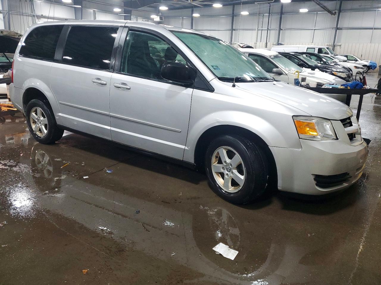 2010 DODGE GRAND CARAVAN SE photo 7