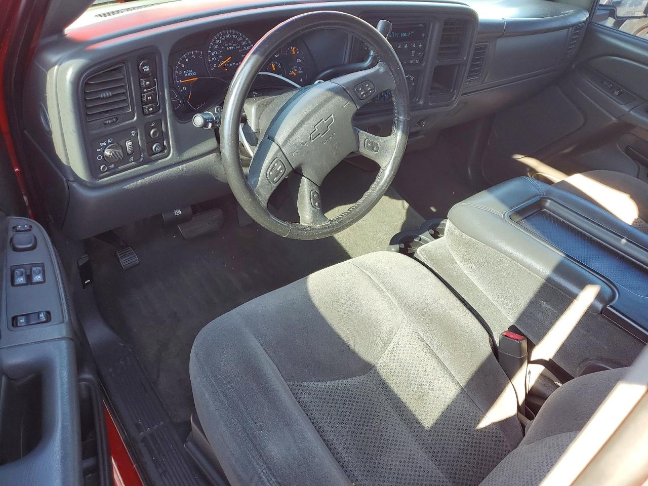 2006 CHEVROLET SILVERADO K1500 photo 8
