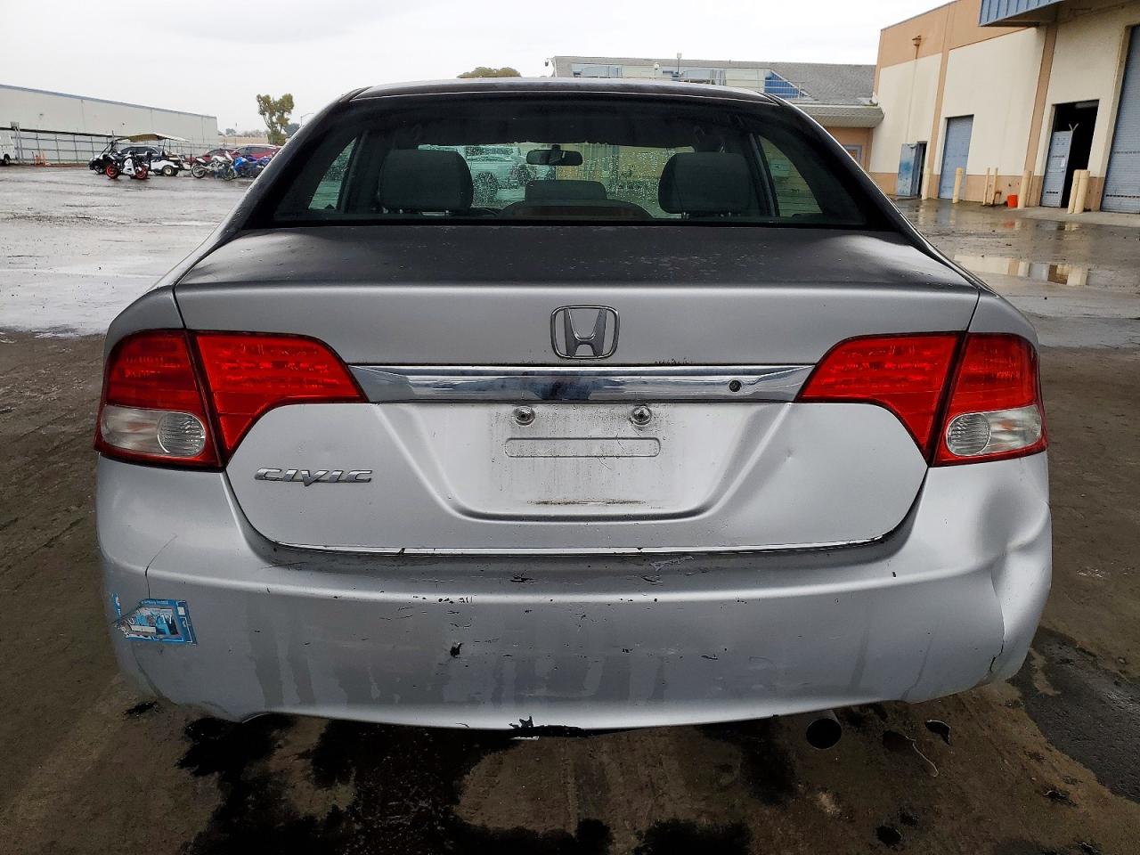 2010 HONDA CIVIC LX photo 11