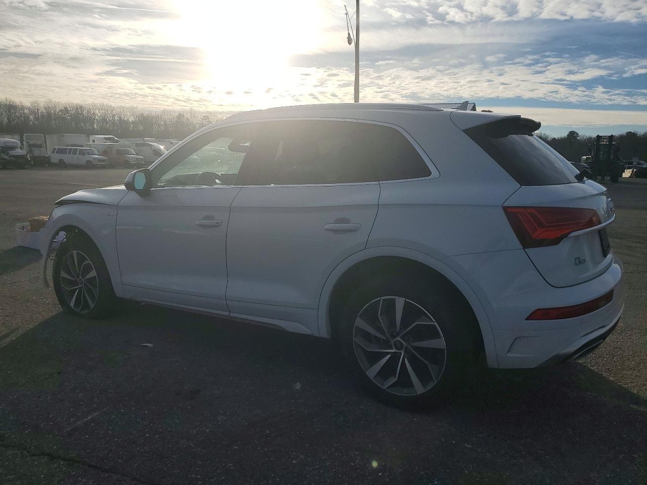 2024 AUDI Q5 PREMIUM PLUS 45 photo 3