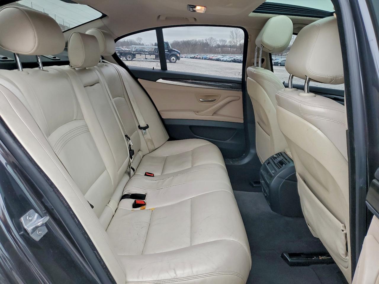 2014 BMW 535 XI photo 10