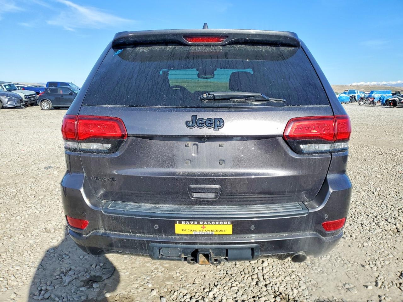 2020 JEEP GRAND CHEROKEE LAREDO photo 6