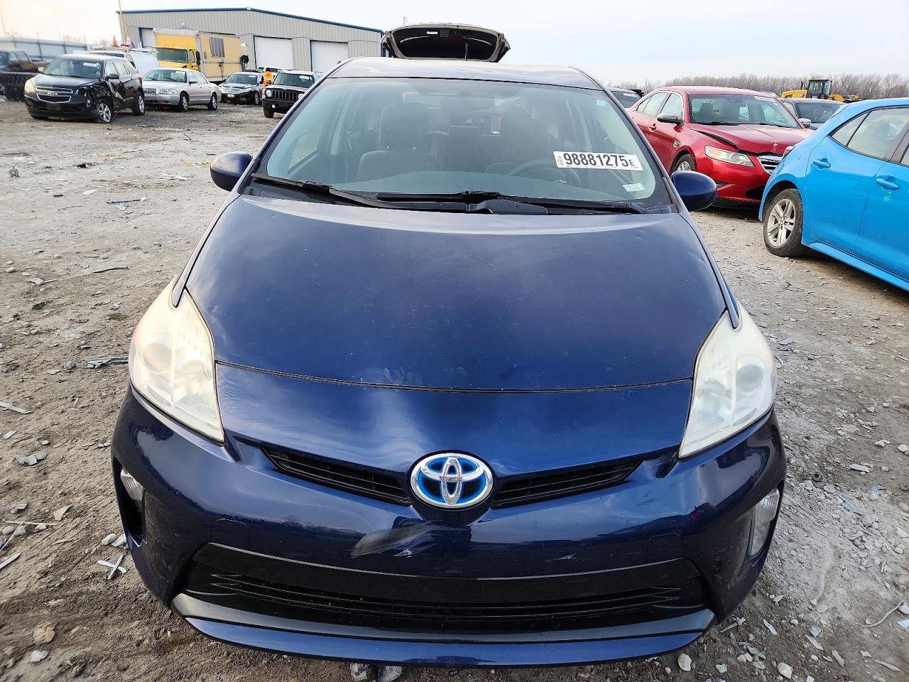 2012 TOYOTA PRIUS THREE photo 5