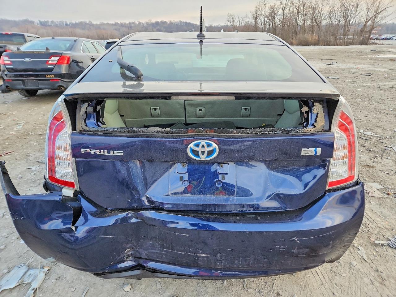 2012 TOYOTA PRIUS THREE photo 6
