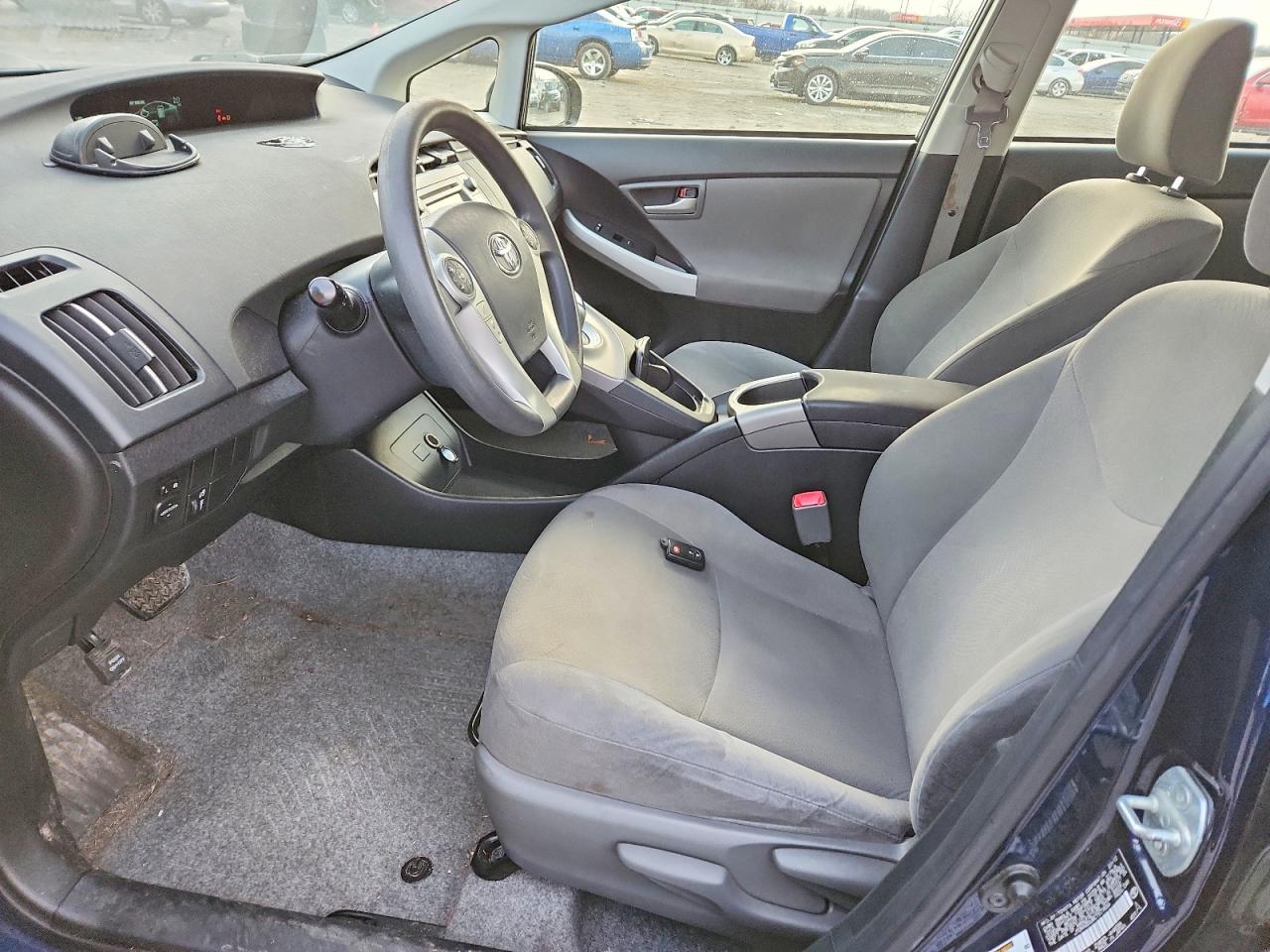 2012 TOYOTA PRIUS THREE photo 7
