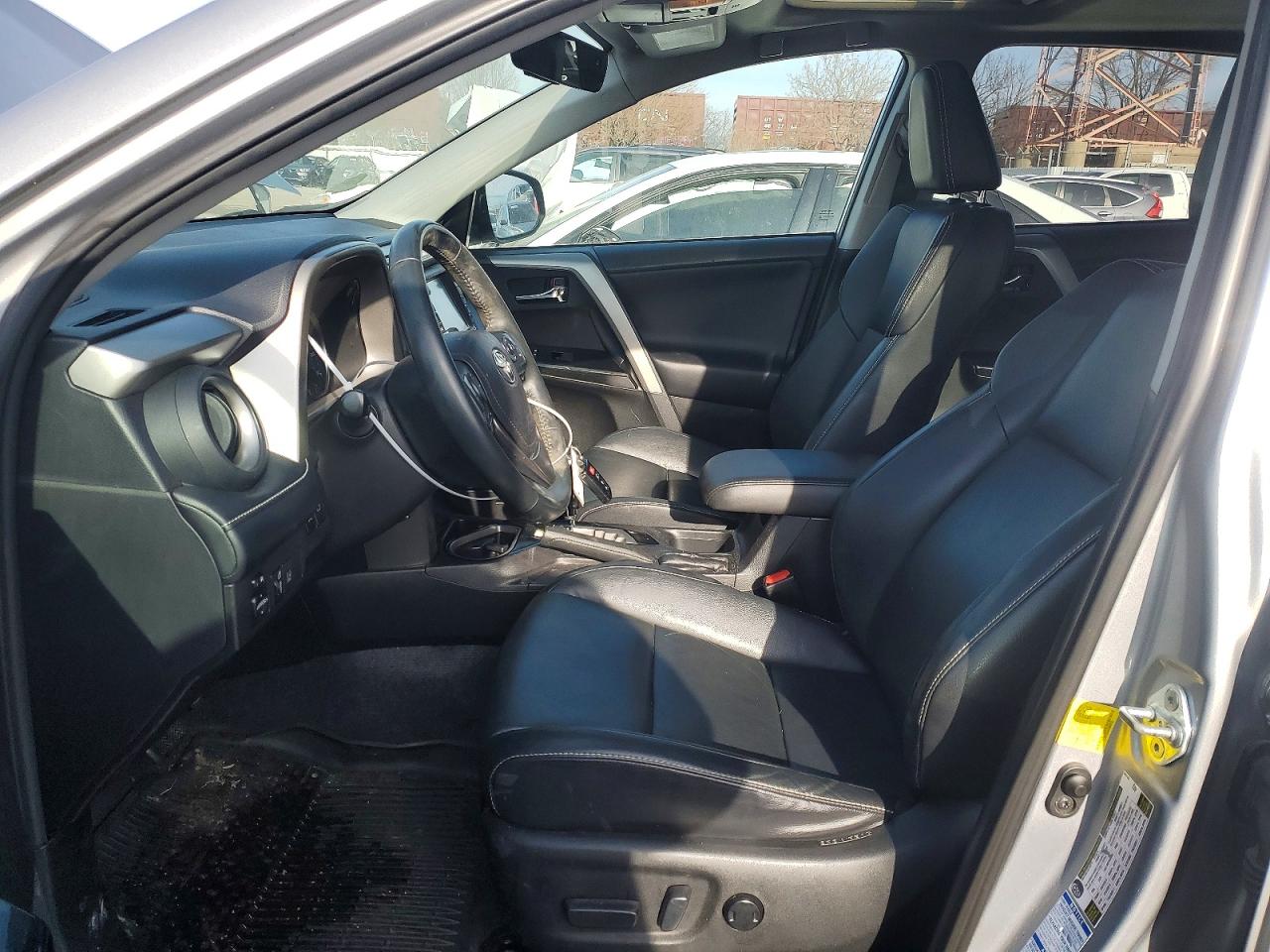 2016 TOYOTA RAV4 LIMITED photo 13