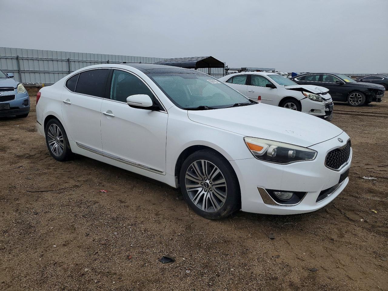 2015 KIA CADENZA PREMIUM photo 4