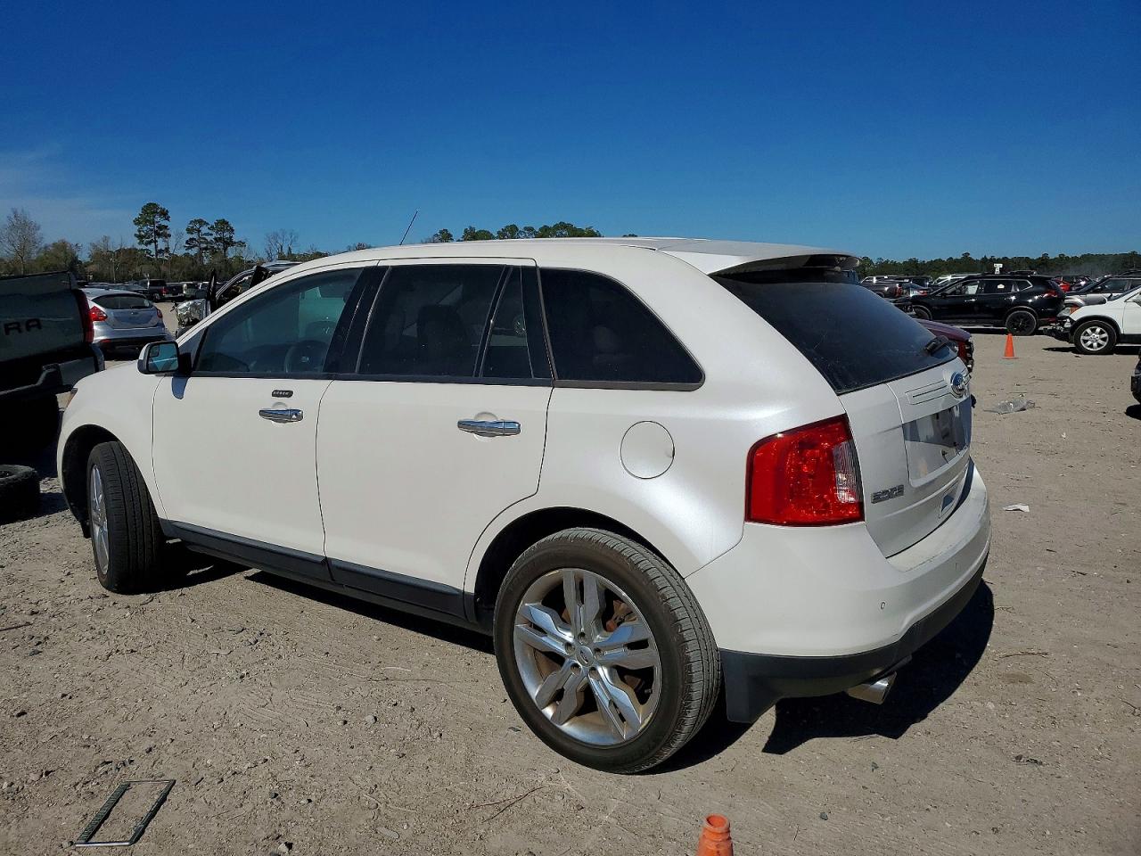 2011 FORD EDGE SEL photo 2