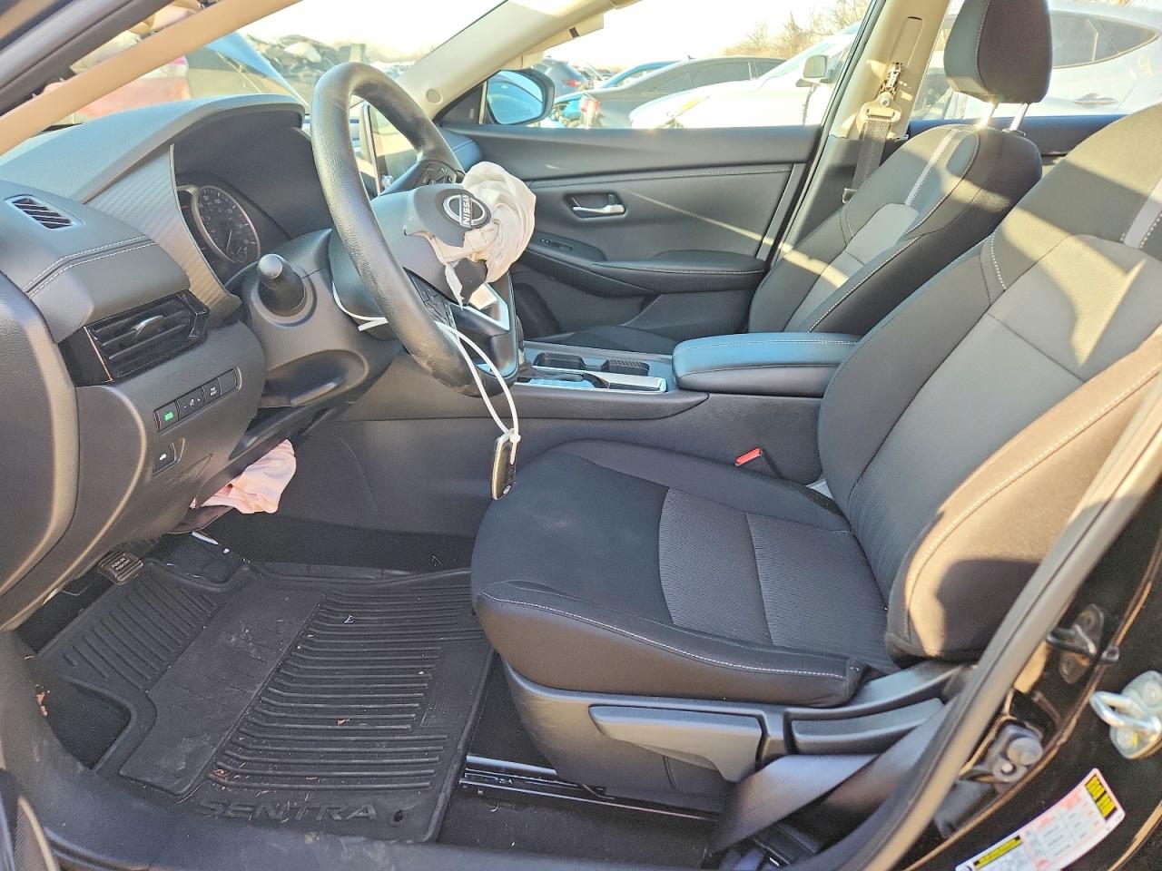 2024 NISSAN SENTRA SV photo 13